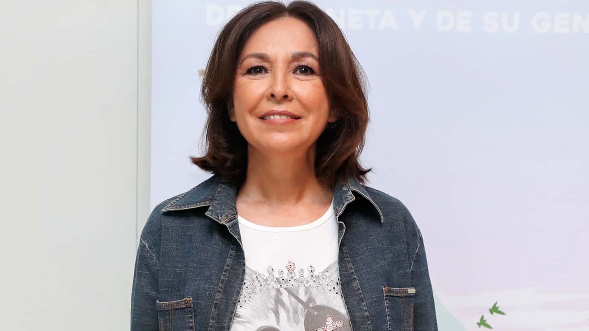 Isabel Gemio apoya a Rocío Carrasco: 'Es dueña de hacer lo que quiera con la memoria de su madre'