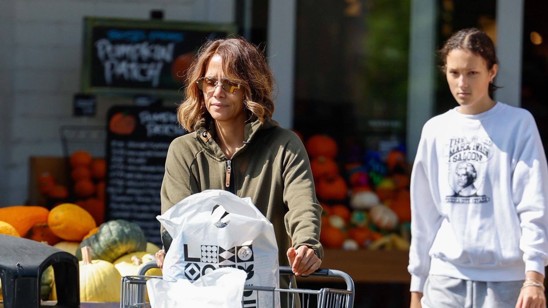 Nahla, la hija de Halle Berry de 18 años, rompe su silencio ante el juez y ofrece un revelador testimonio sobre lo vivido en casa junto a su madre y hermano