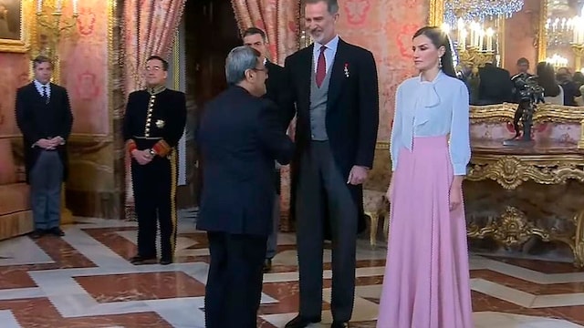 reina embajador irani gtres