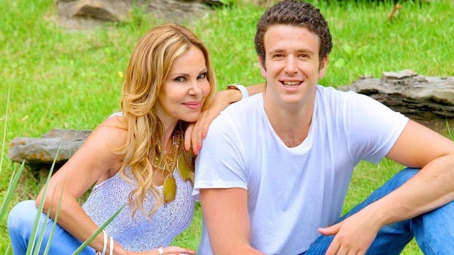 ana obreg n y su hijo