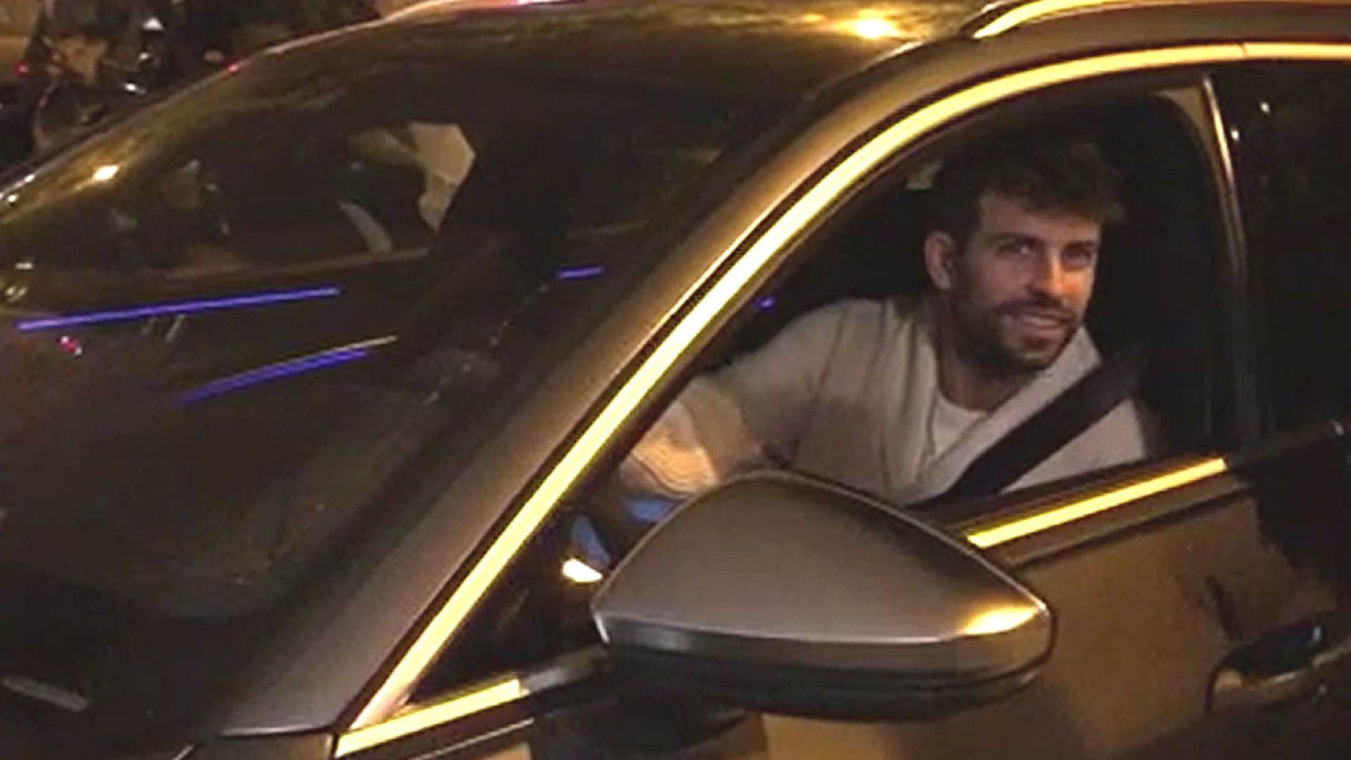 Shakira regresa de Dubái y Gerard Piqué recoge a sus hijos para despedir junto a ellos el año