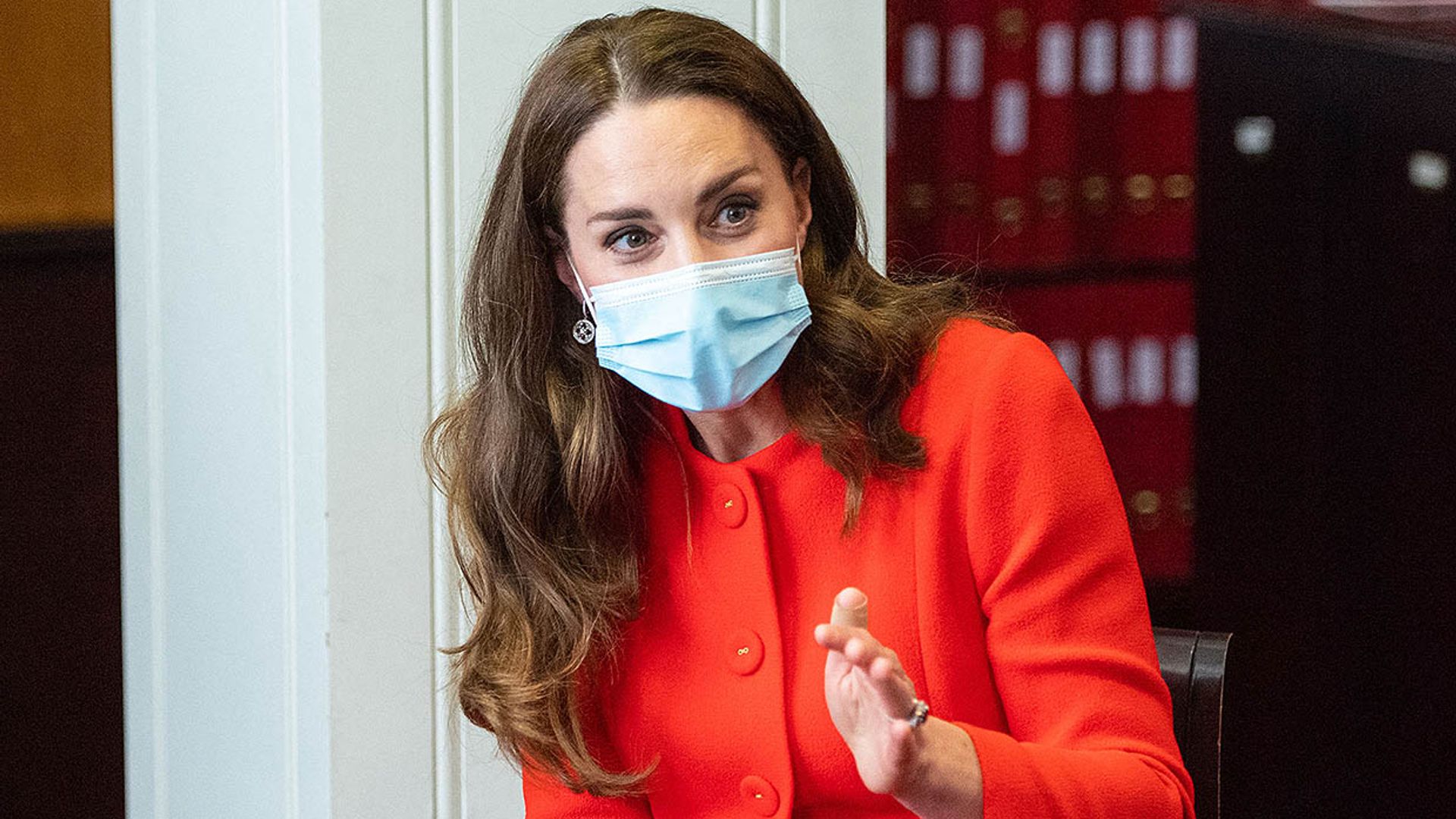 Kate Middleton recibe por sorpresa un 'apropiado' regalo para el príncipe George