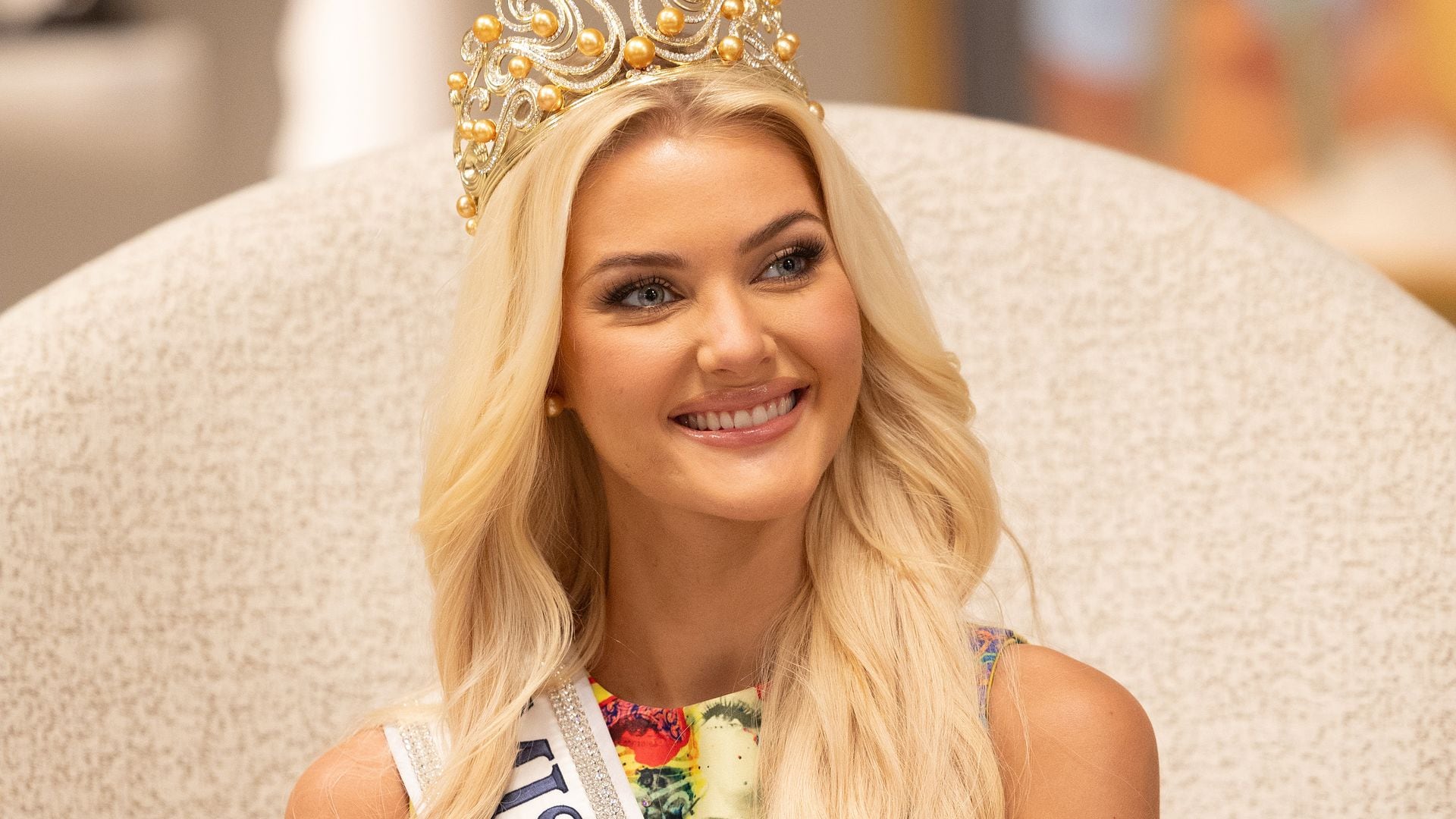 Victoria Kjaer Theilvig dejará el título de Miss Universe en noviembre de 2025.