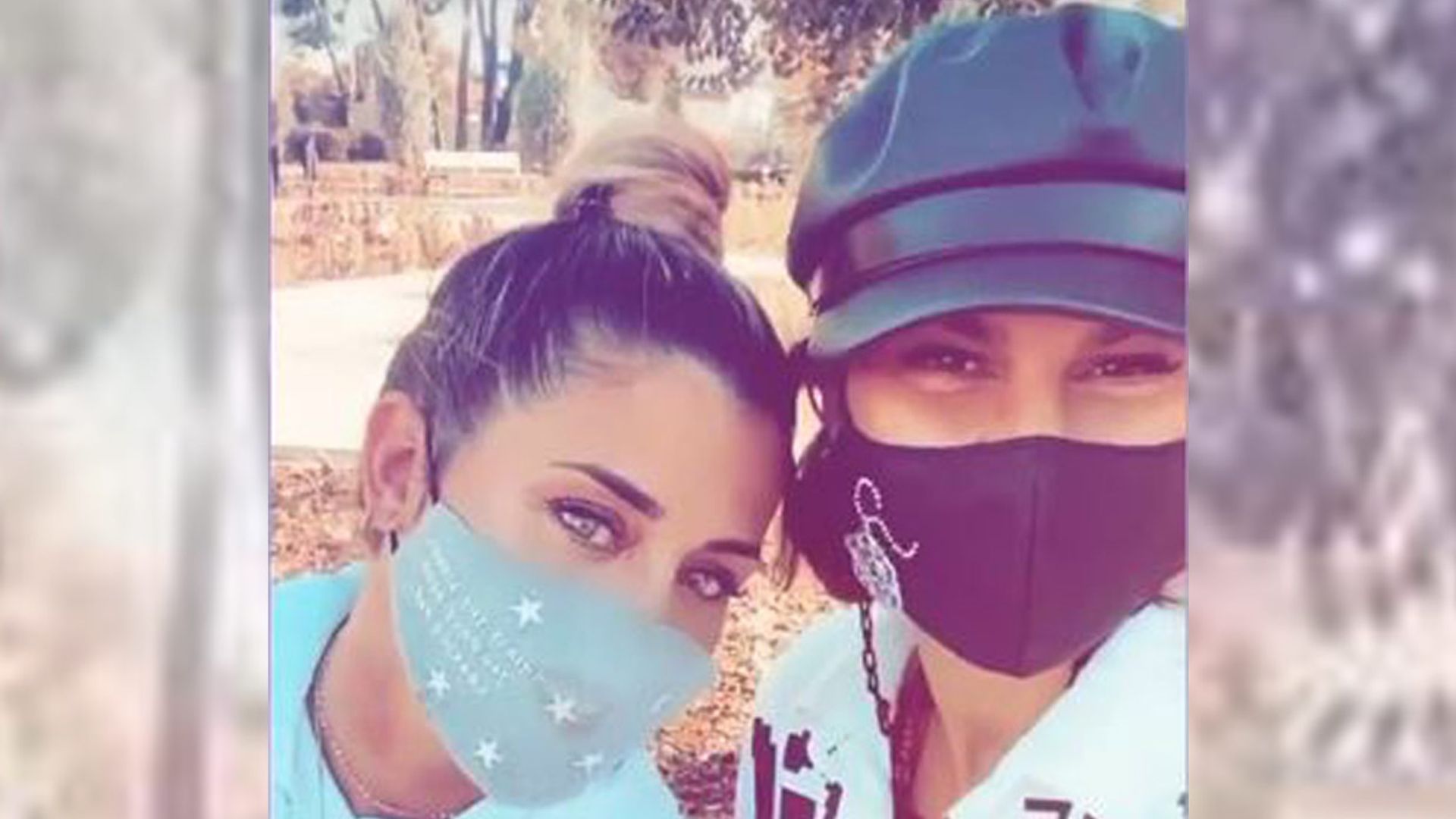 La complicidad de Elena Tablada y Raquel Perera en su jornada en familia
