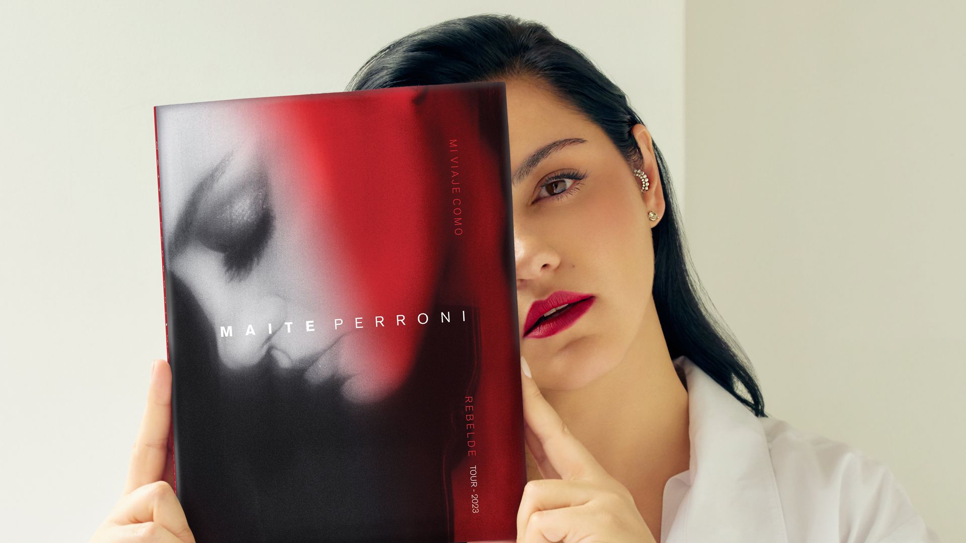 Maite Perroni se sincera sobre la gira con Rebelde, en medio del postparto y con su hija recién nacida: 'Fui valiente'