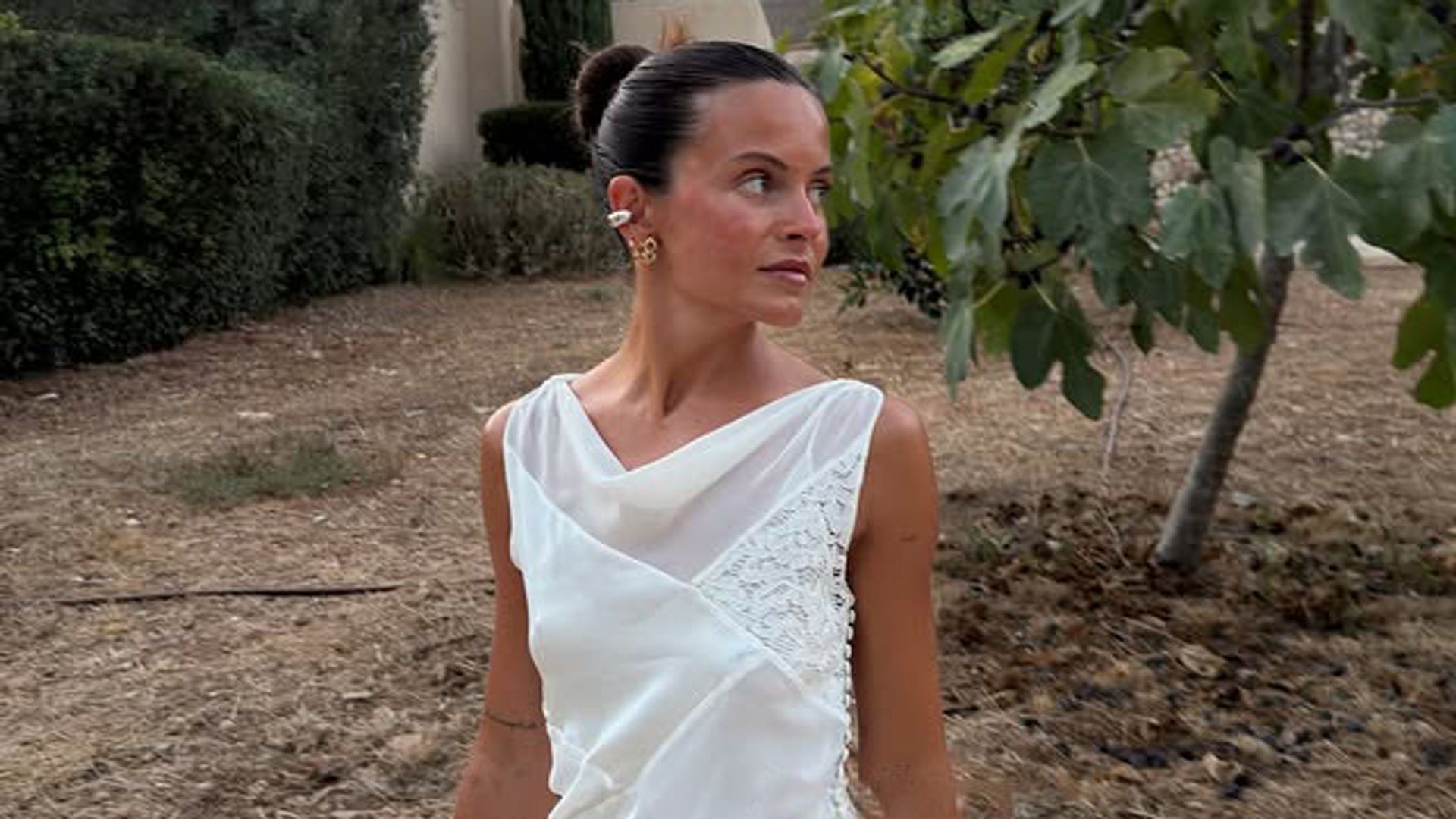 Bea Gimeno durante sus vacaciones en Mallorca con el vestido de su preboda
