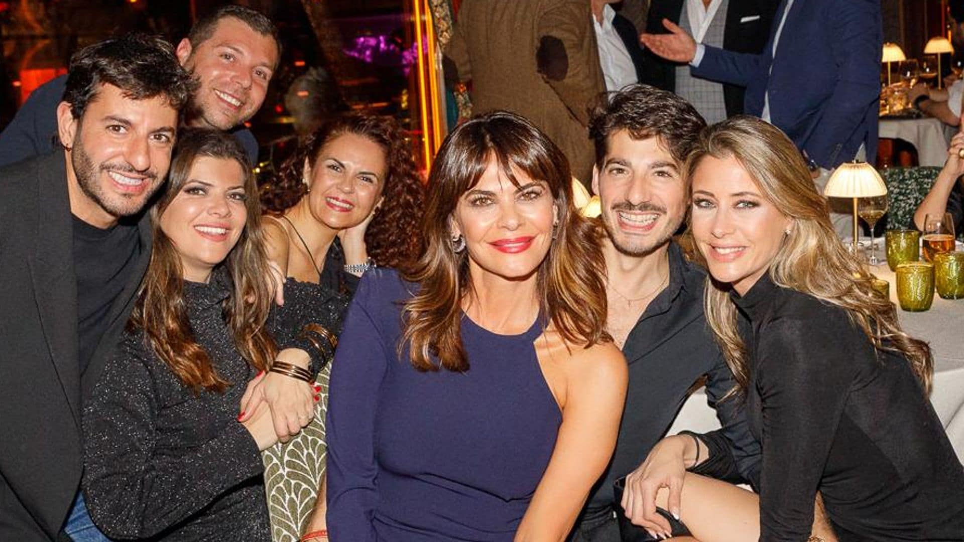 Entramos en la gran fiesta de María José Suárez por su 50 cumpleaños: sorpresas, amigas y una gran ausencia