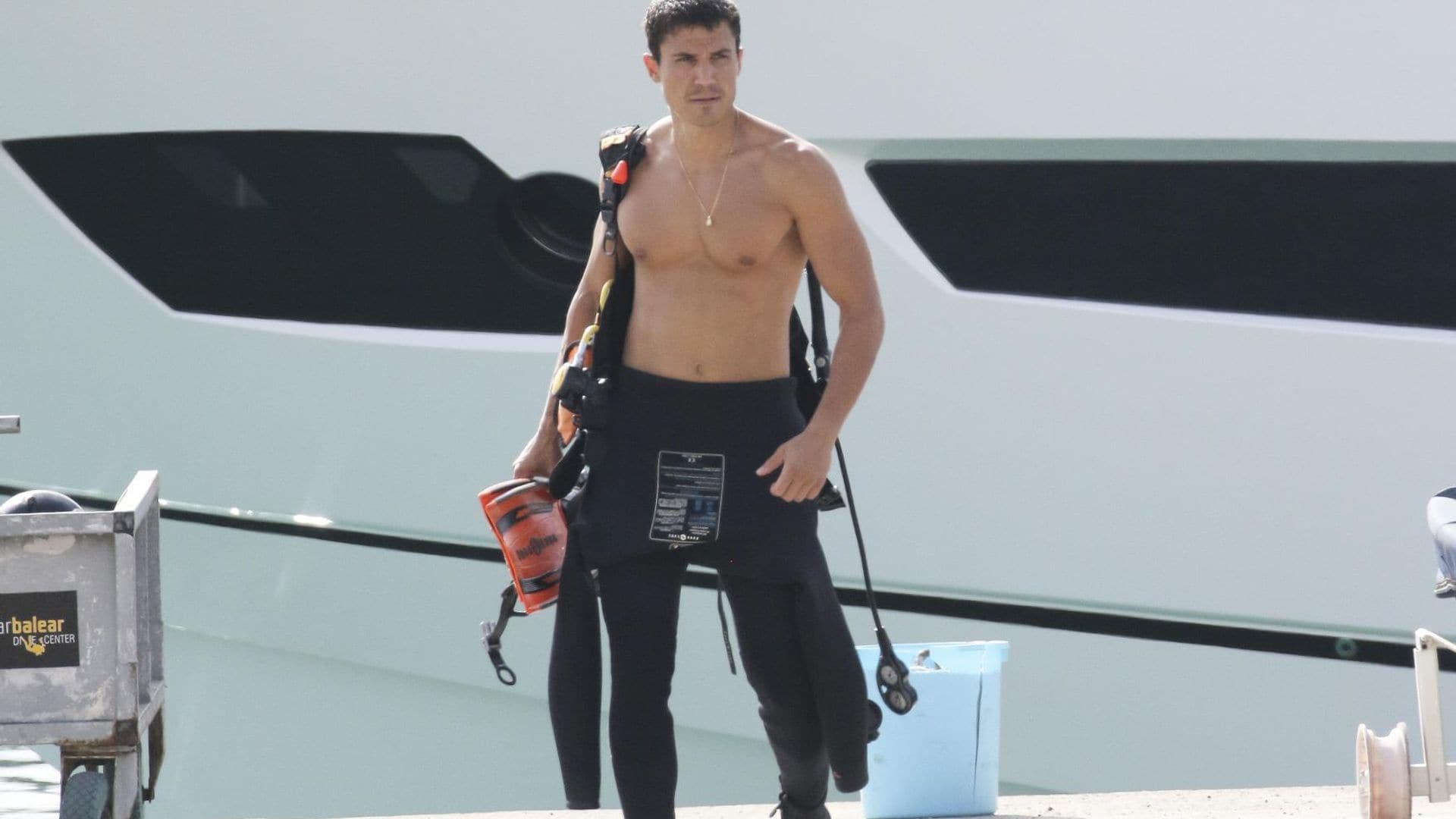 Álex González: así se pone en forma el actor que levanta pasiones