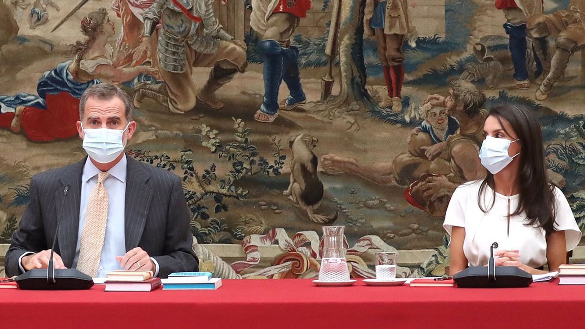 Escritores, cineastas... los reyes Felipe y Letizia, fieles a su cita con el Instituto Cervantes