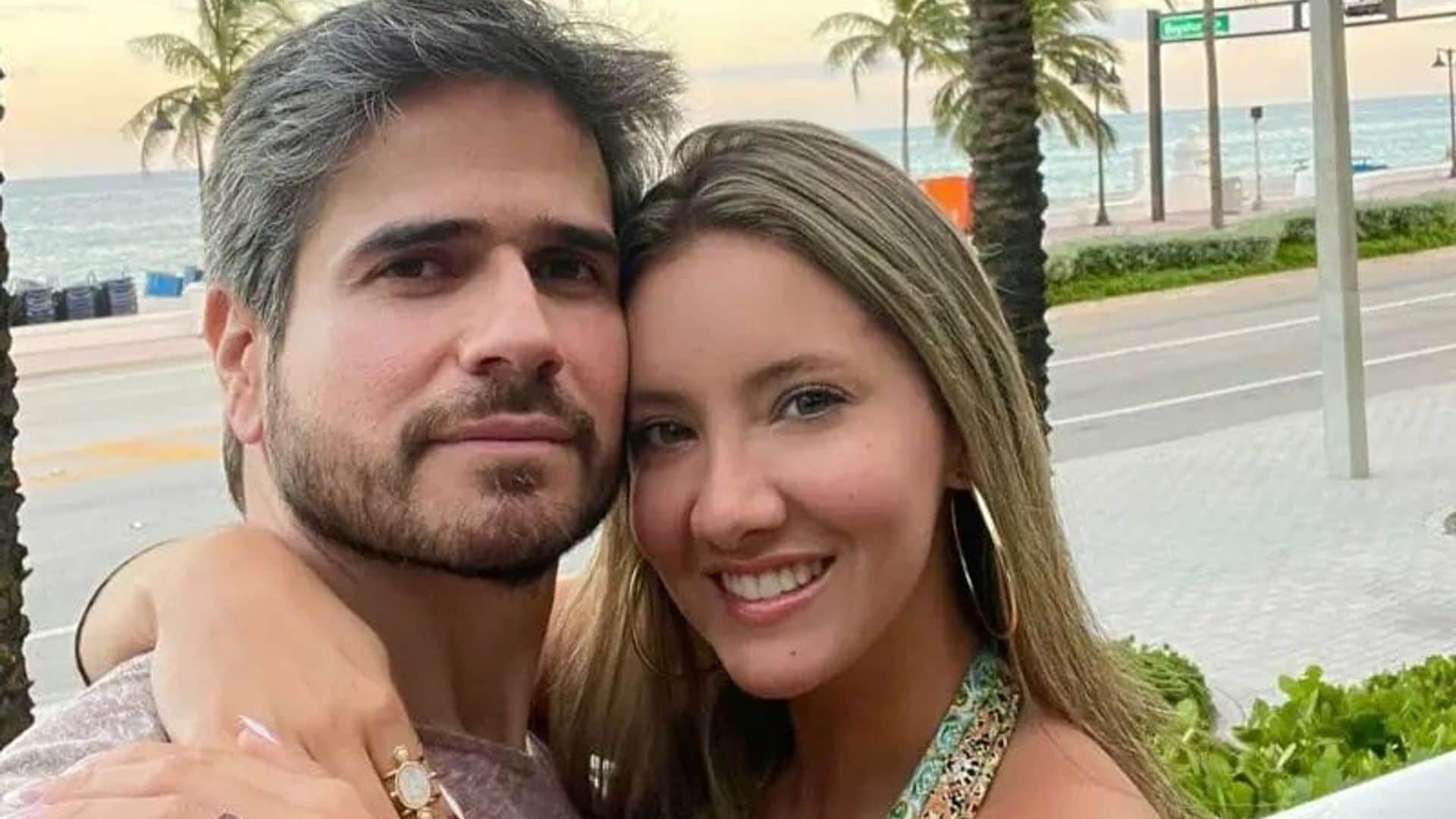 Lo que hemos descubierto de los misteriosos anillos de Daniela Álvarez