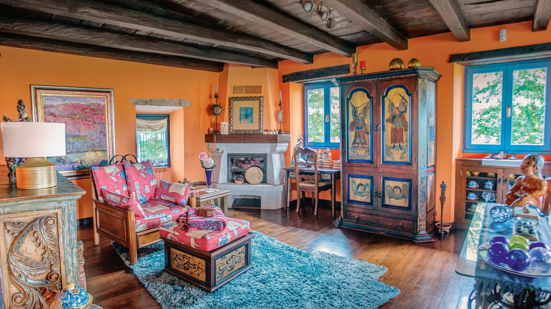 El comedor de la casa de Paloma San Basilio en Navarra