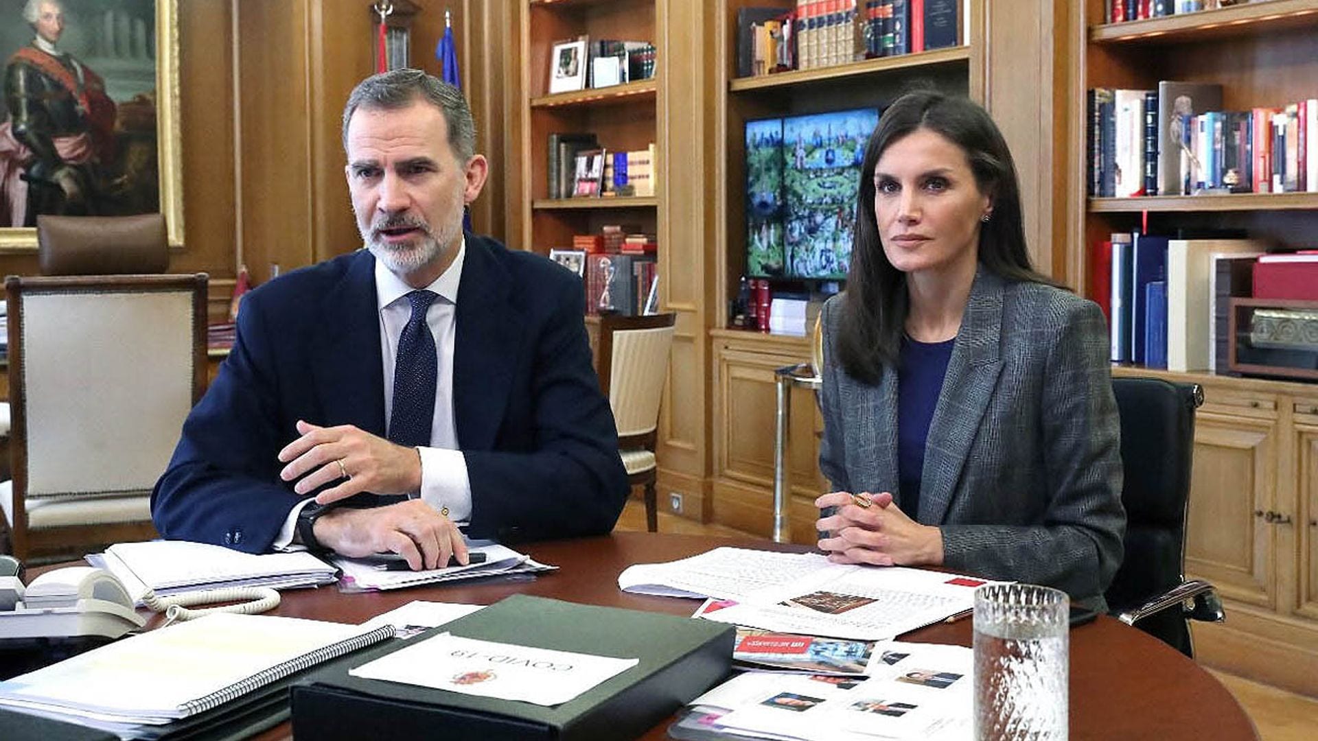 Los Reyes se interesan por la evolución de la pandemia en Baleares, Asturias y Cataluña