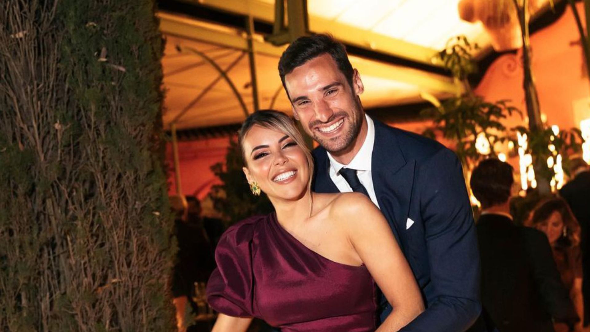 El conmovedor mensaje de Sergio Rico a su mujer, acompañado de una tierna foto juntos en el hospital