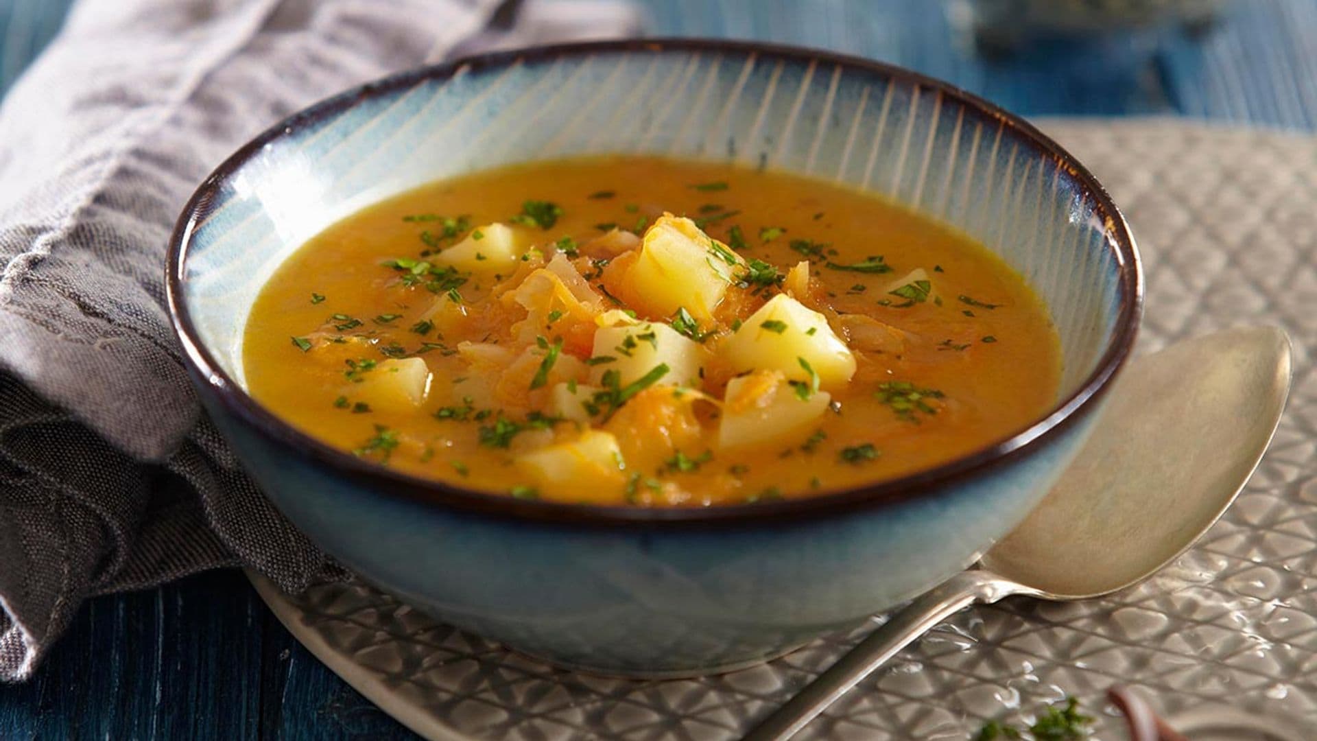 Sopa de col de Saboya con patata