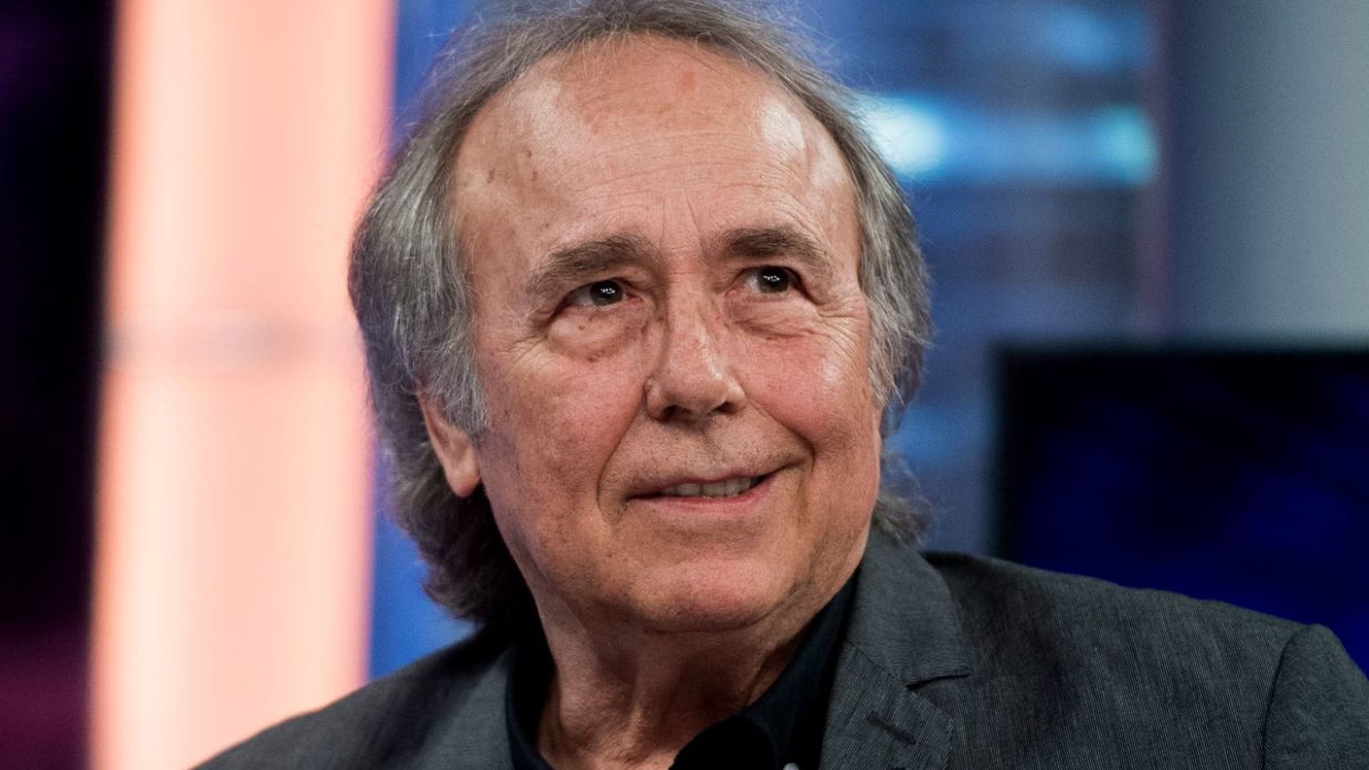 Joan Manuel Serrat y la curiosa historia del taburete que guarda en una caja fuerte