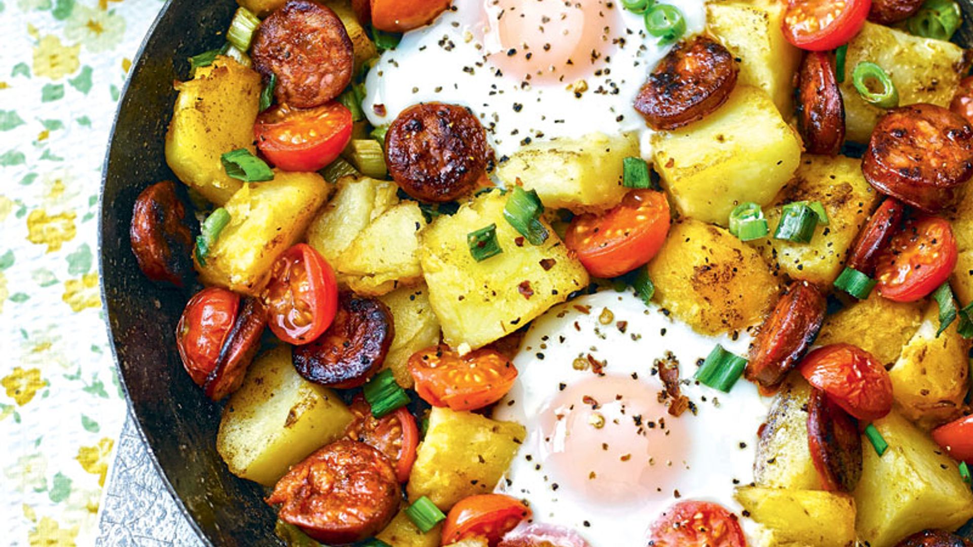 Huevos con setas al microondas: una deliciosa receta de cocina rápida y saludable 15 Moncloa Con los acompañamientos apropiados tendrás un plato de huevos con setas al microondas espectacular