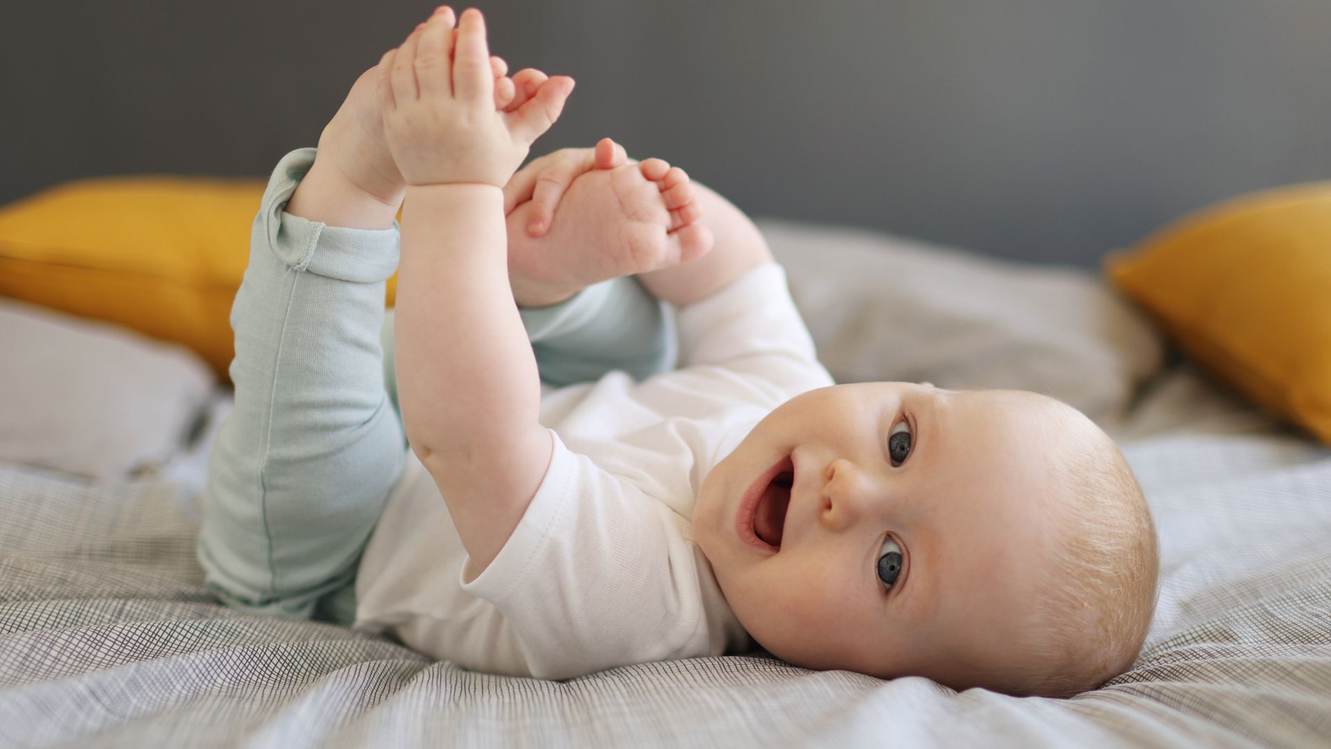 Los nombres de bebés más comunes y populares en España: los favoritos de las familias este año