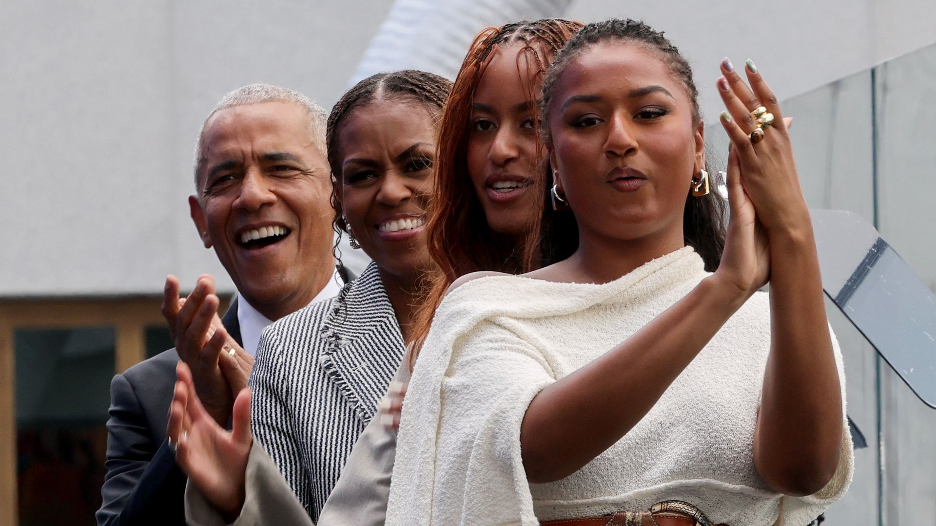 Barack Obama, Michelle Obama, Malia Obama, y Sasha Obama.