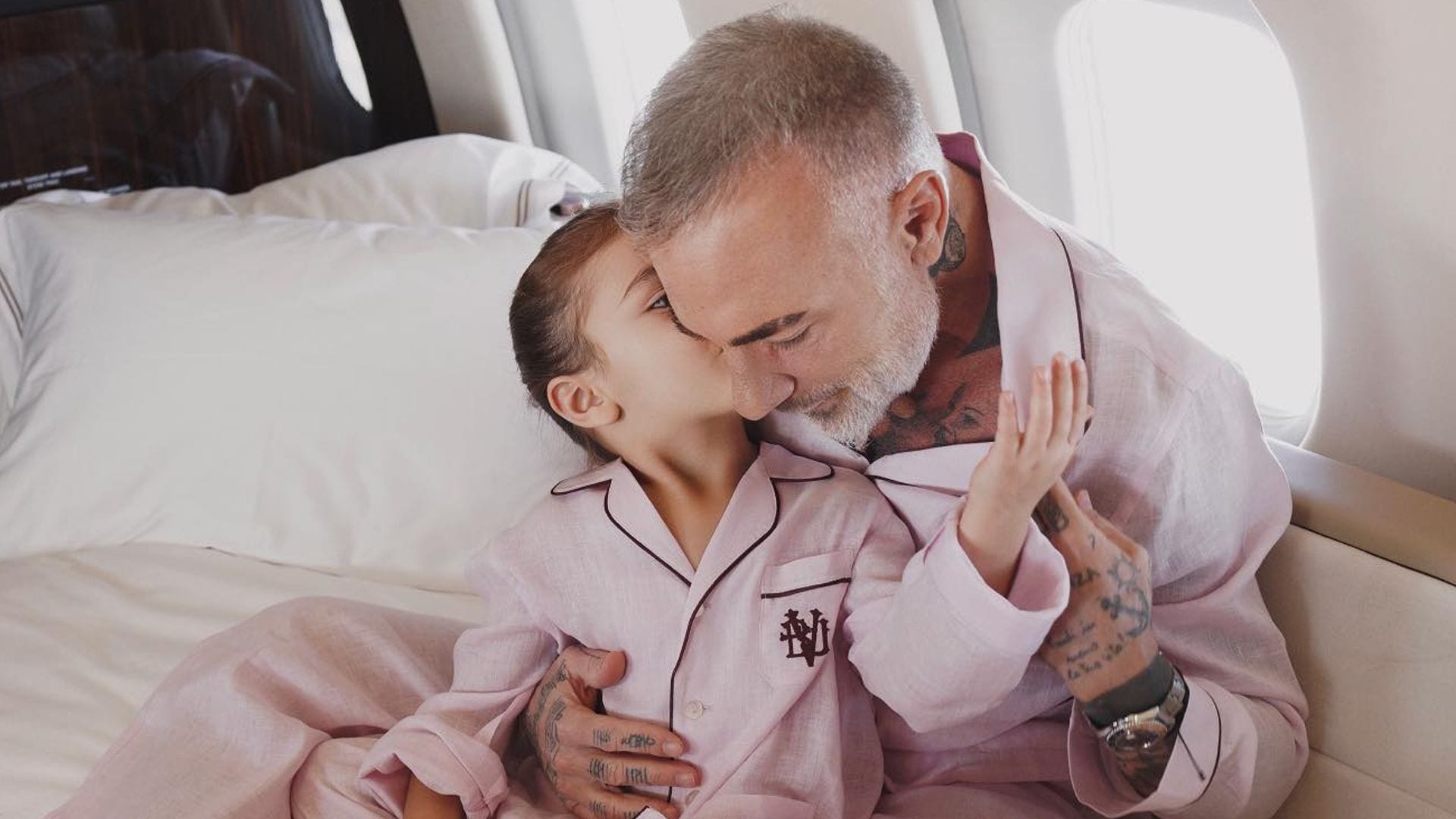Gianluca Vacchi celebra su paternidad con una bella foto con su princesa Blu: ‘Gracias por ser mi hija’