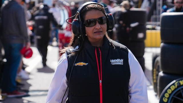 Alba Colón, la ingeniera boricua que ha sido clave del éxito de Hendrick Motorsports, comparte su experiencia en una industria dominada por hombres: el automovilismo