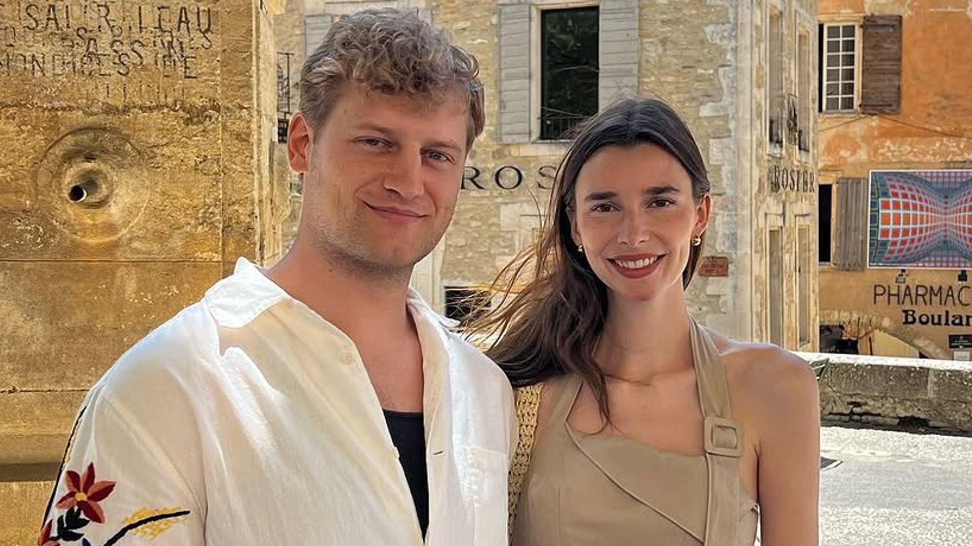 Un romántico 'sí, quiero' en Canadá: la hija del príncipe Germán de Leiningen y Deborah Culley anuncia su compromiso con su prometido, Everett