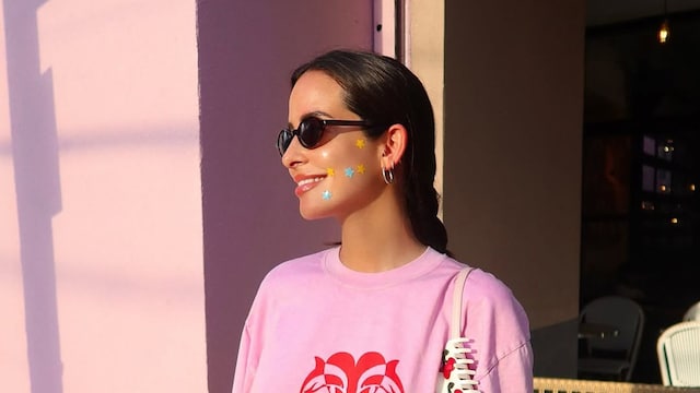 Marái Fernández Rubíes con pegatinas para el acné