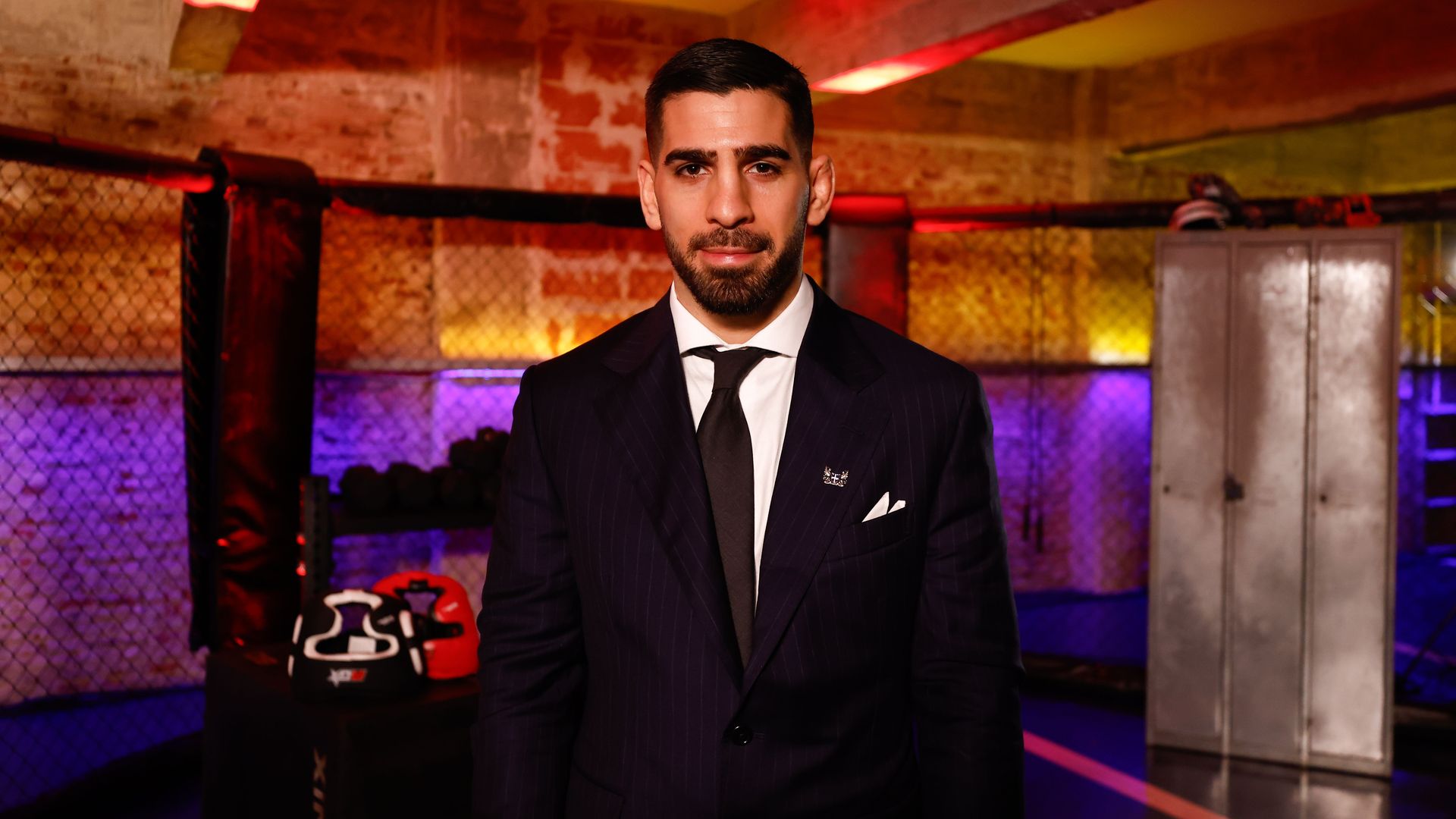 Ilia Topuria, posando tras una entrevista