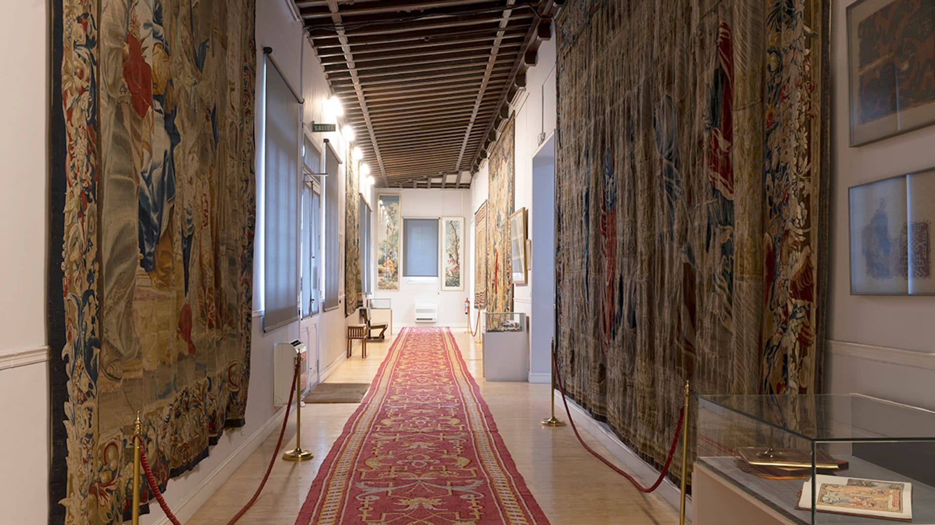 Galería del tapiz Real Fábrica de Tapices de Madrid