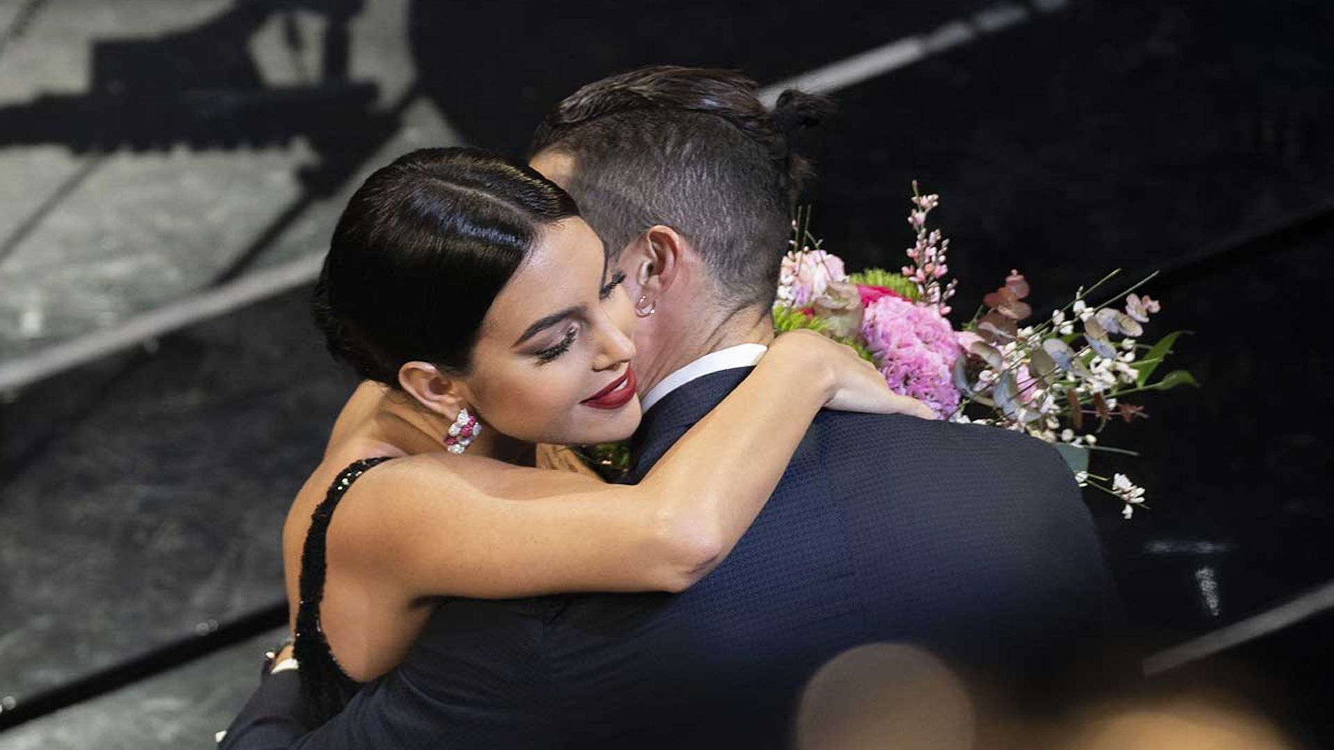 El cochazo de lujo que Georgina ha regalado a Cristiano ¡y está valorado en más de 300 mil euros!