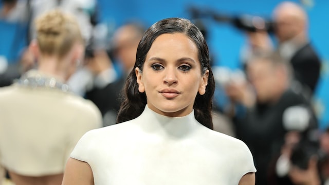 Rosalía fue una de las grandes estrellas que se dieron cita en la Gala Vogue MET