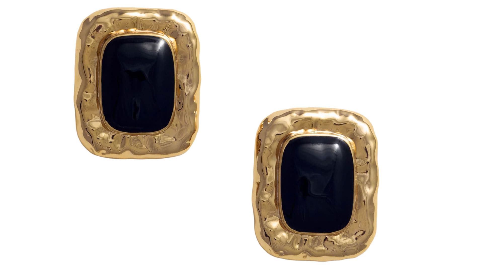 Pendientes de estilo vintage (150 €), de Self-Portrait