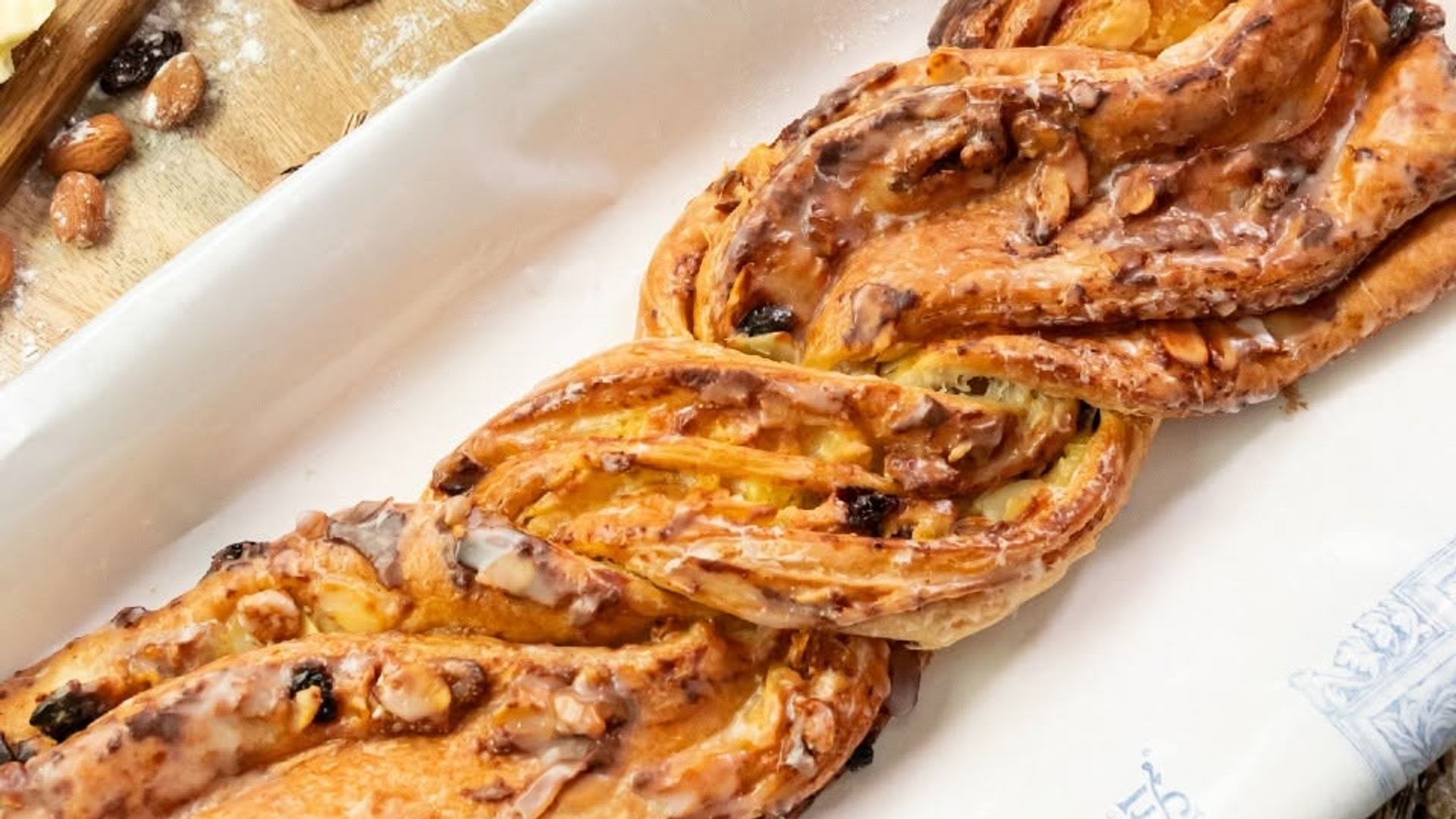 Trenza de Almudévar: el recuerdo más dulce de Aragón al que no paran de salirle copias