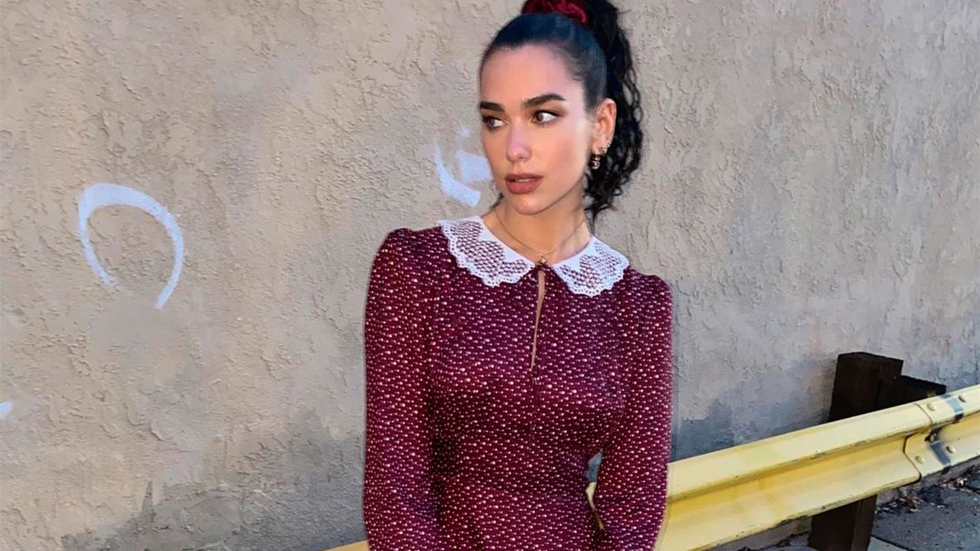 Dua Lipa sucumbe al 'efecto Kate Middleton' con el vestido estrella de la primavera