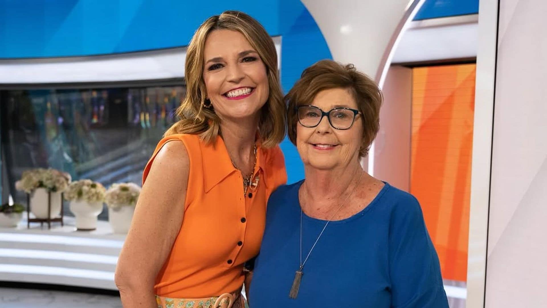 Savannah Guthrie y su madre en el foro de 'Today'.