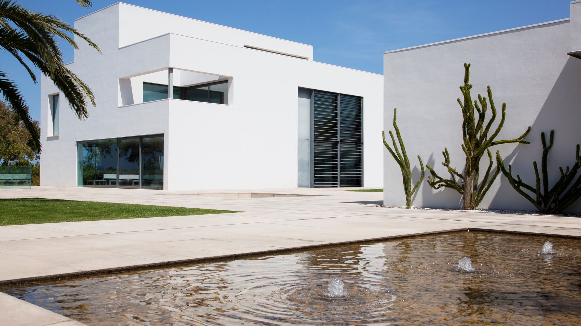 Conoce el interiorismo mediterráneo contemporáneo