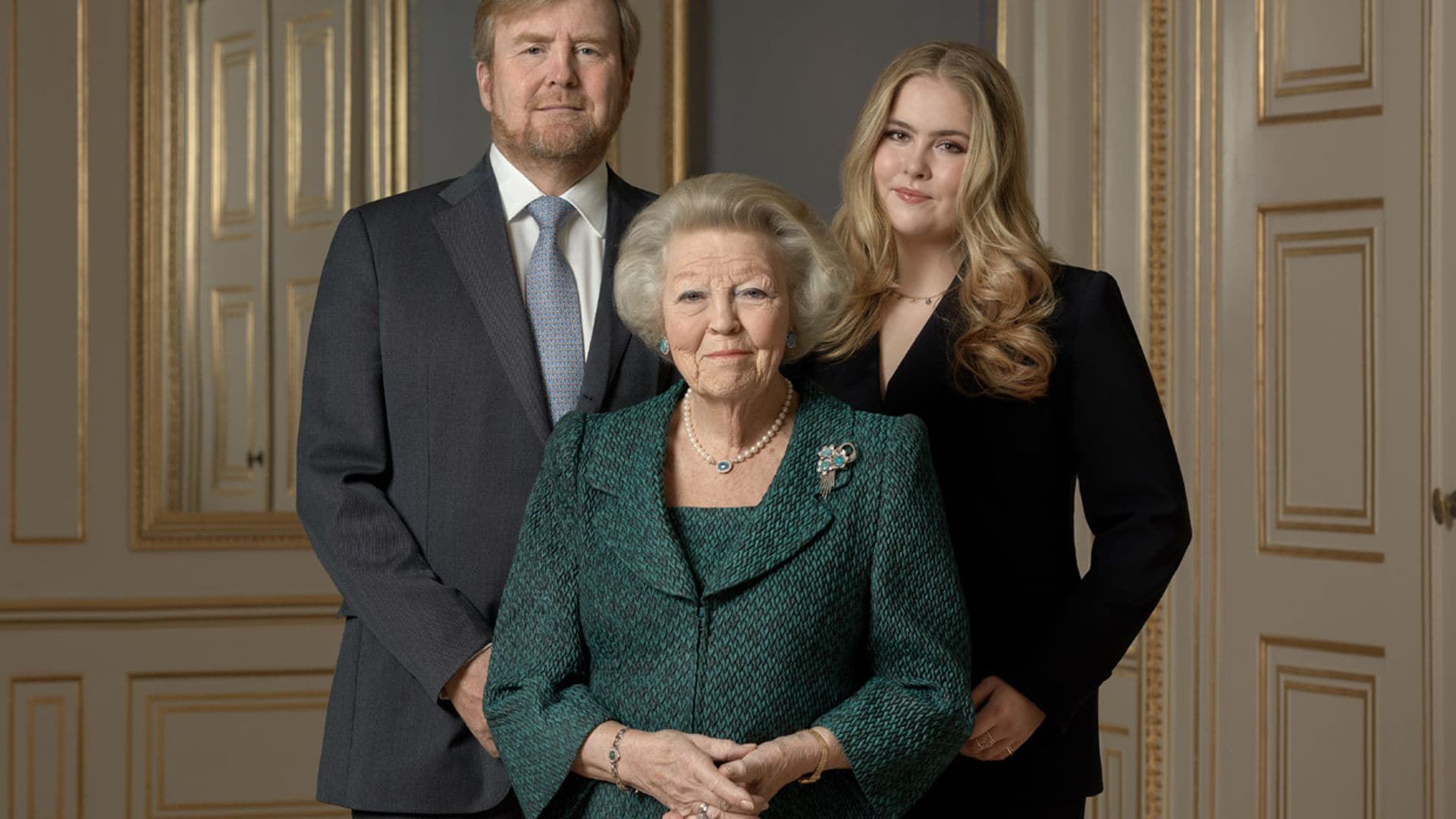 Beatriz de Holanda celebra los 85 años con unos nuevos retratos intergeneracionales