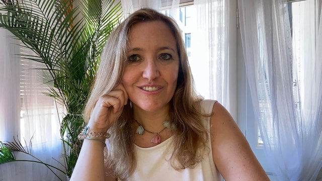 Sara Codina, diagnosticada de autismo en la edad adulta, escritora y divulgadora sobre este trastorno