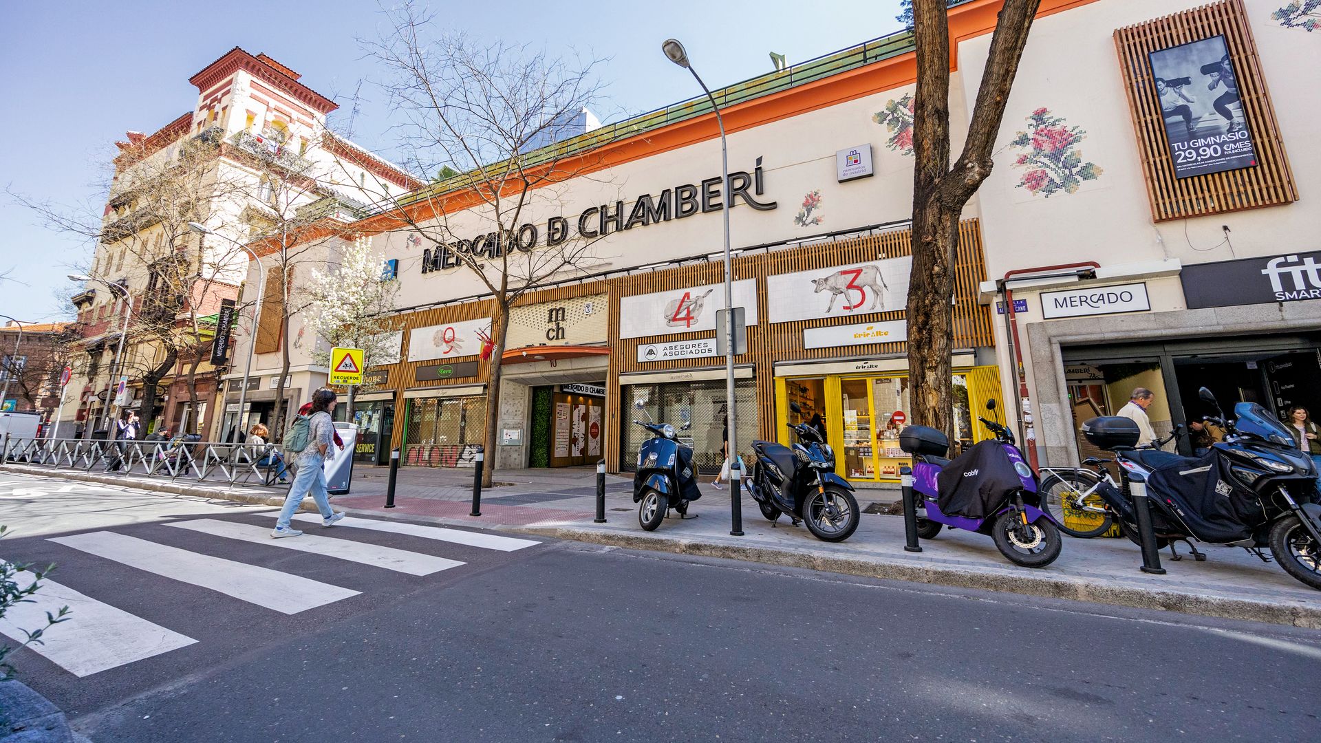 Fachada del Mercado de Chamberí en Madrid