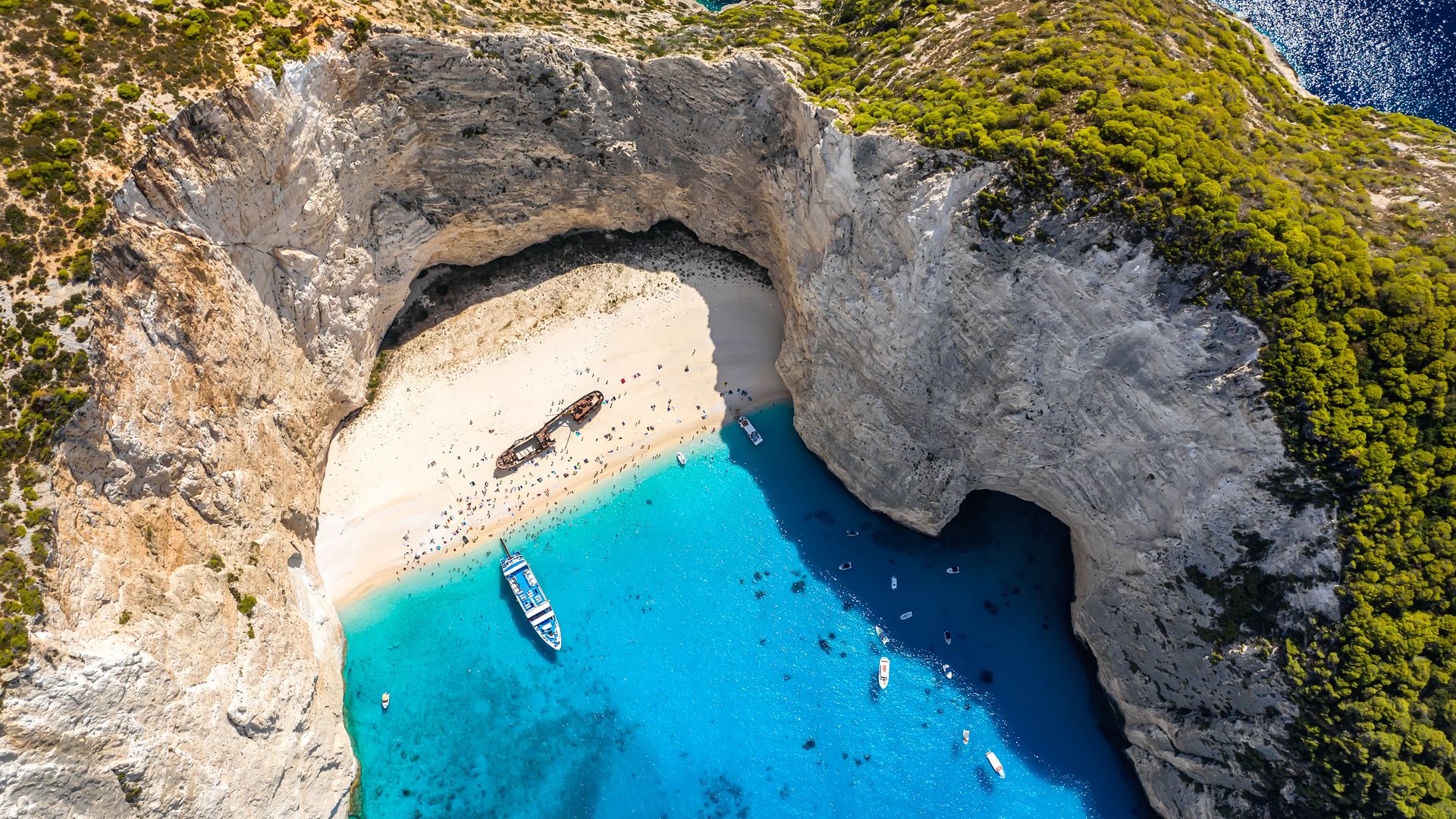 Famosa playa de Navagio, en la isla griega de Shipwreck
