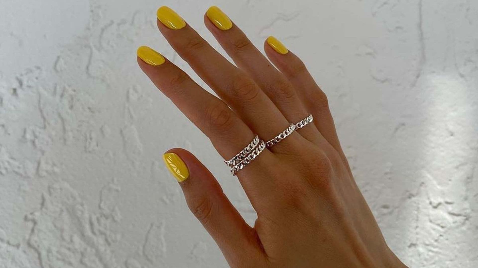 ¿Llevas las uñas cortas? Estos diseños de tendencia te inspirarán en tu próxima manicura