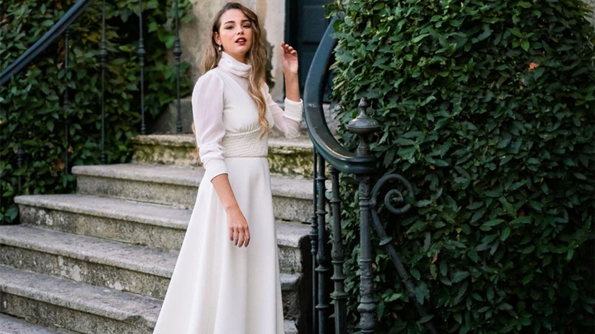 Cuello cisne, la tendencia viral por la que las novias renuncian al escote