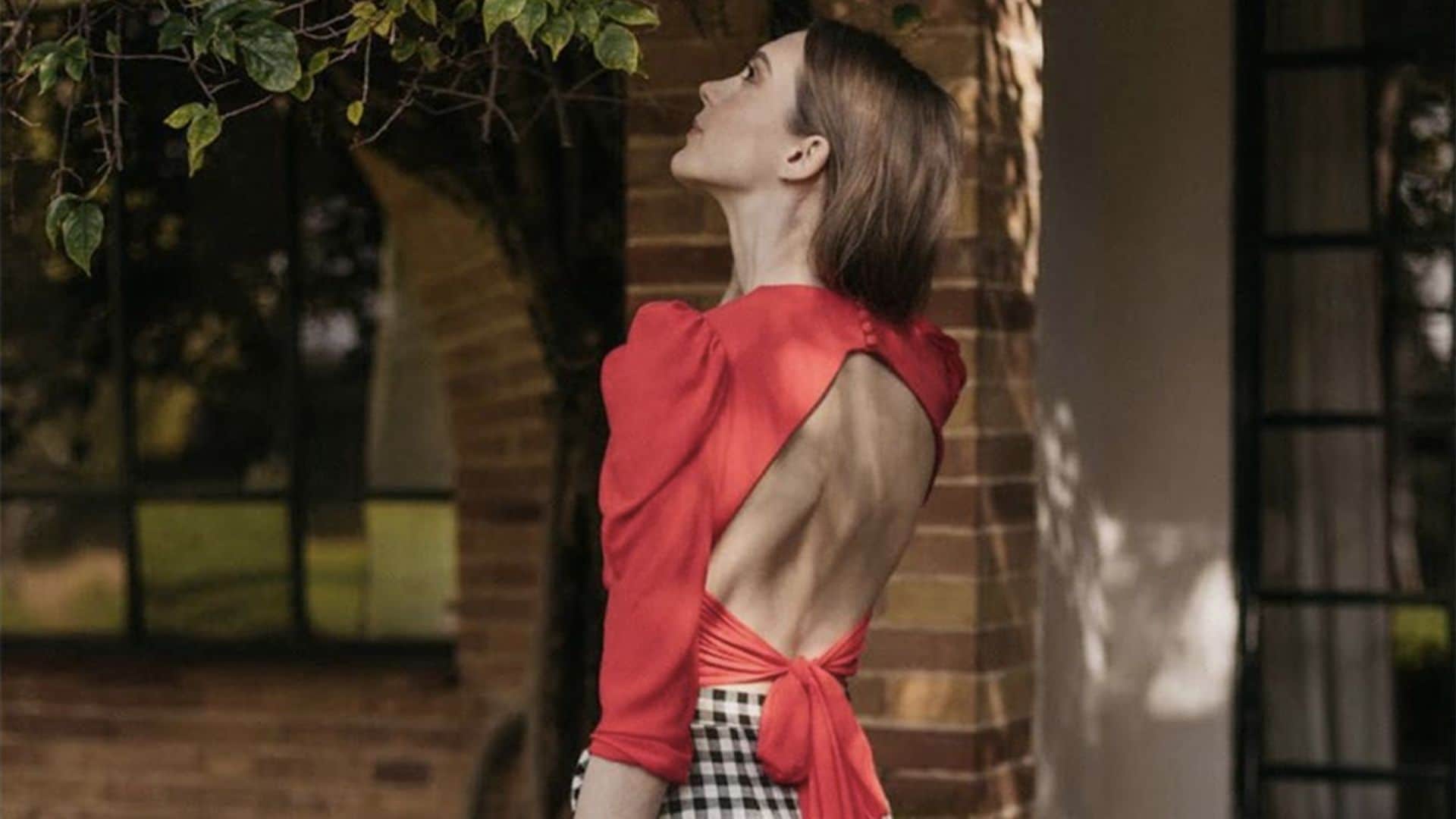 Blusa y falda: la combinación ganadora de las invitadas con más estilo