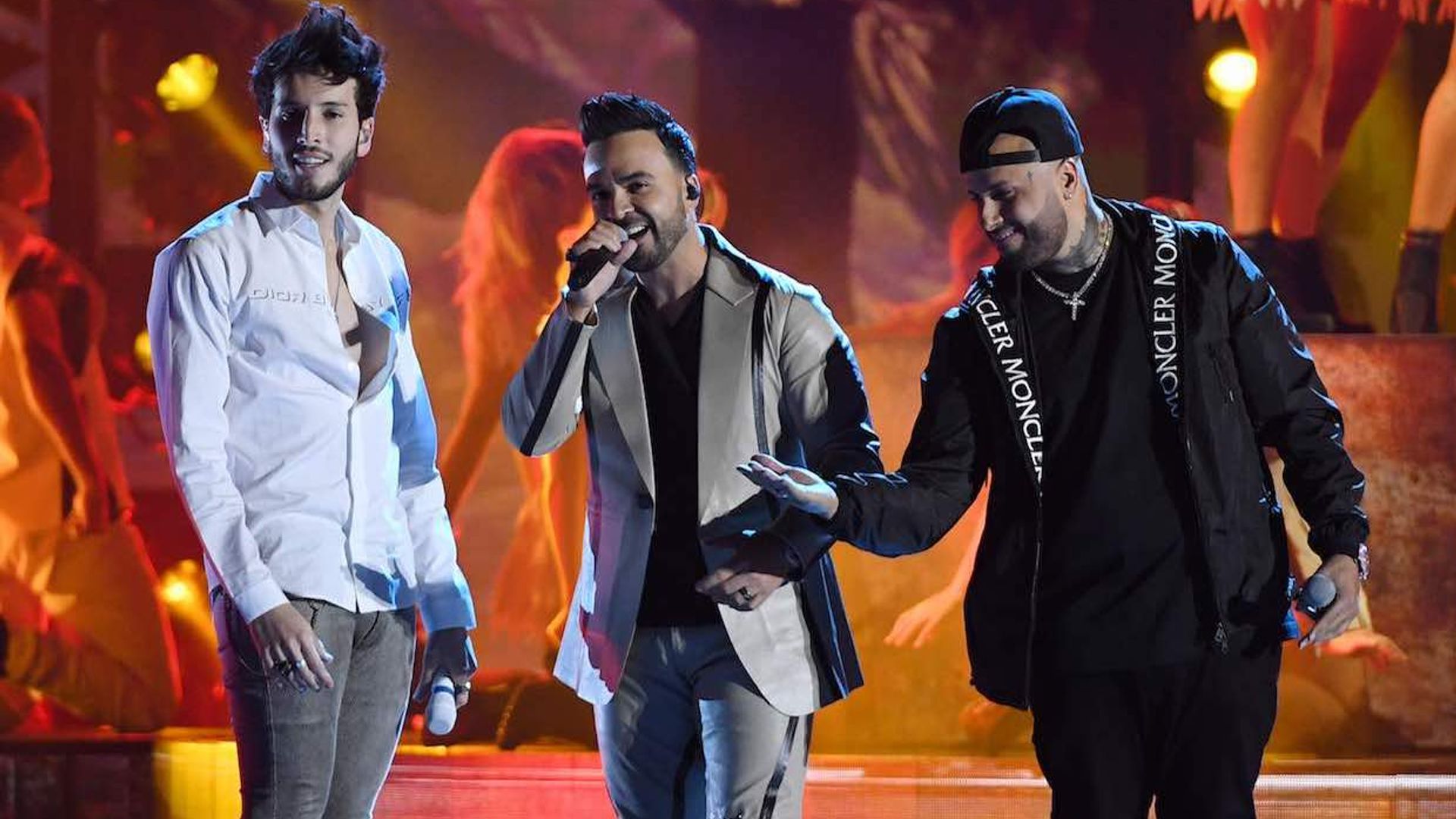 ¿Preparado para bailar este verano? Luis Fonsi tiene nuevo y pegadizo 'hit'