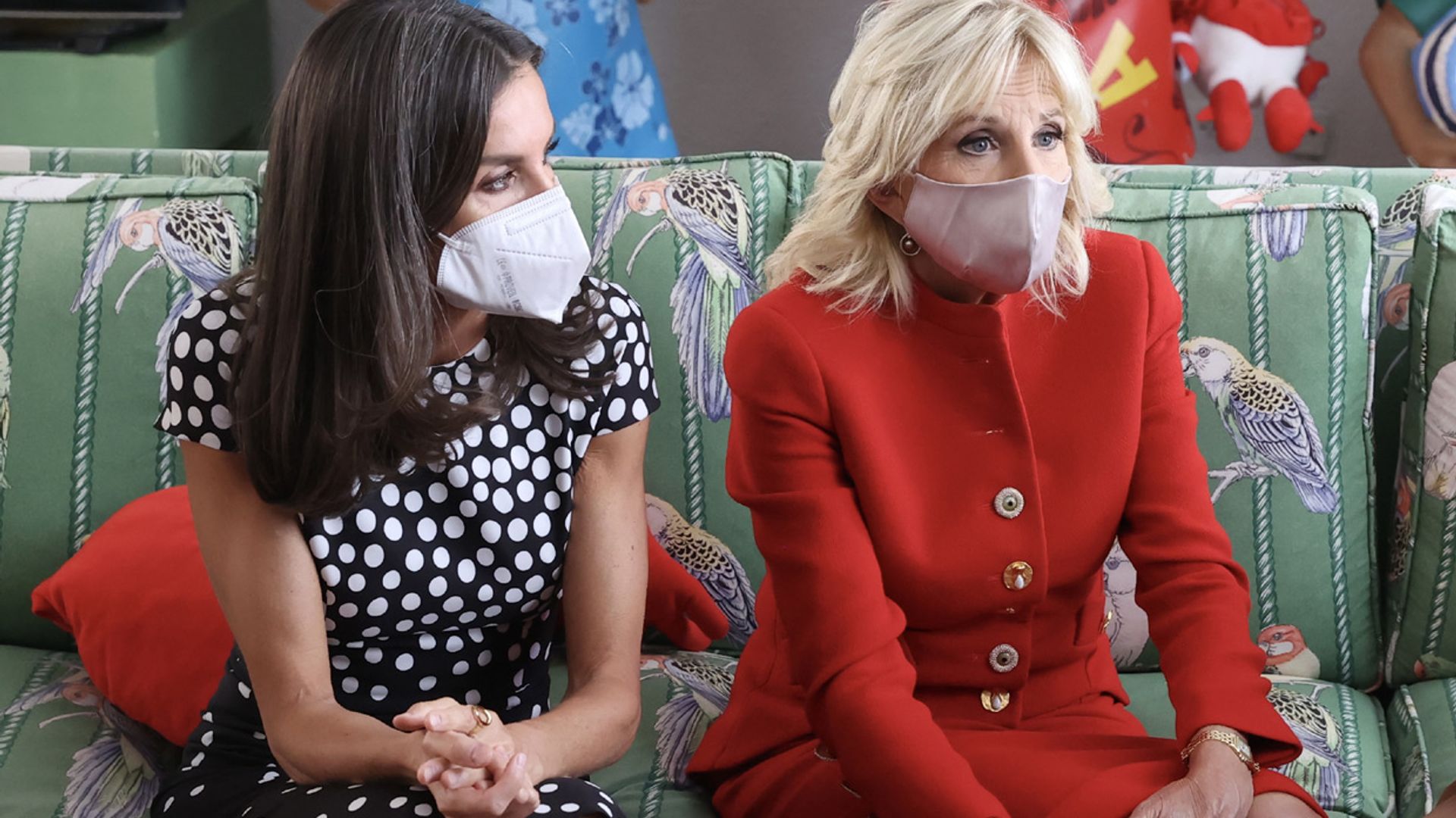 Las primeras damas y caballeros a los que recibirá la reina Letizia