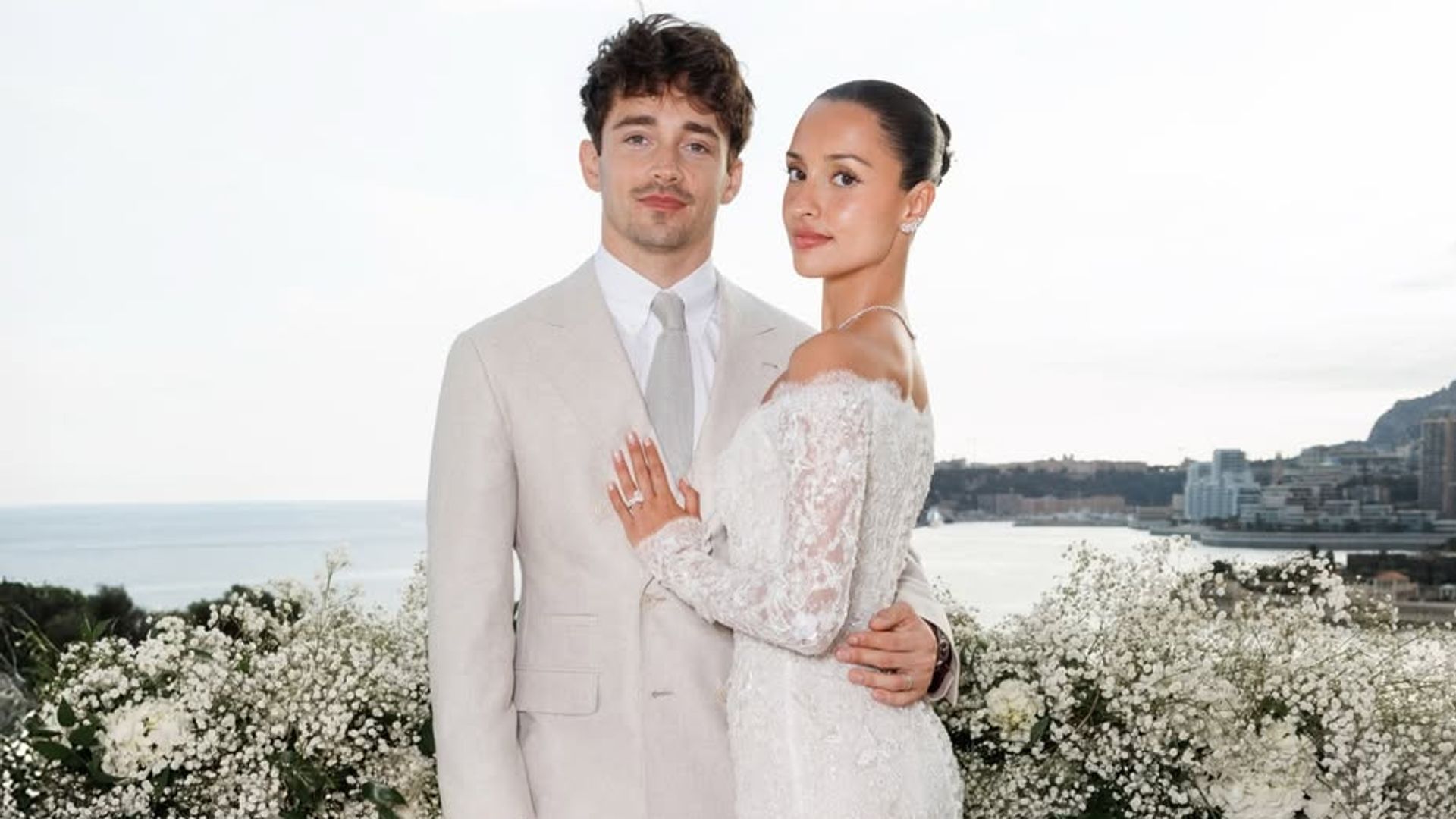 Así fue el vestido de novia de Alexandra Saint Mleux en su boda con Charles Leclerc