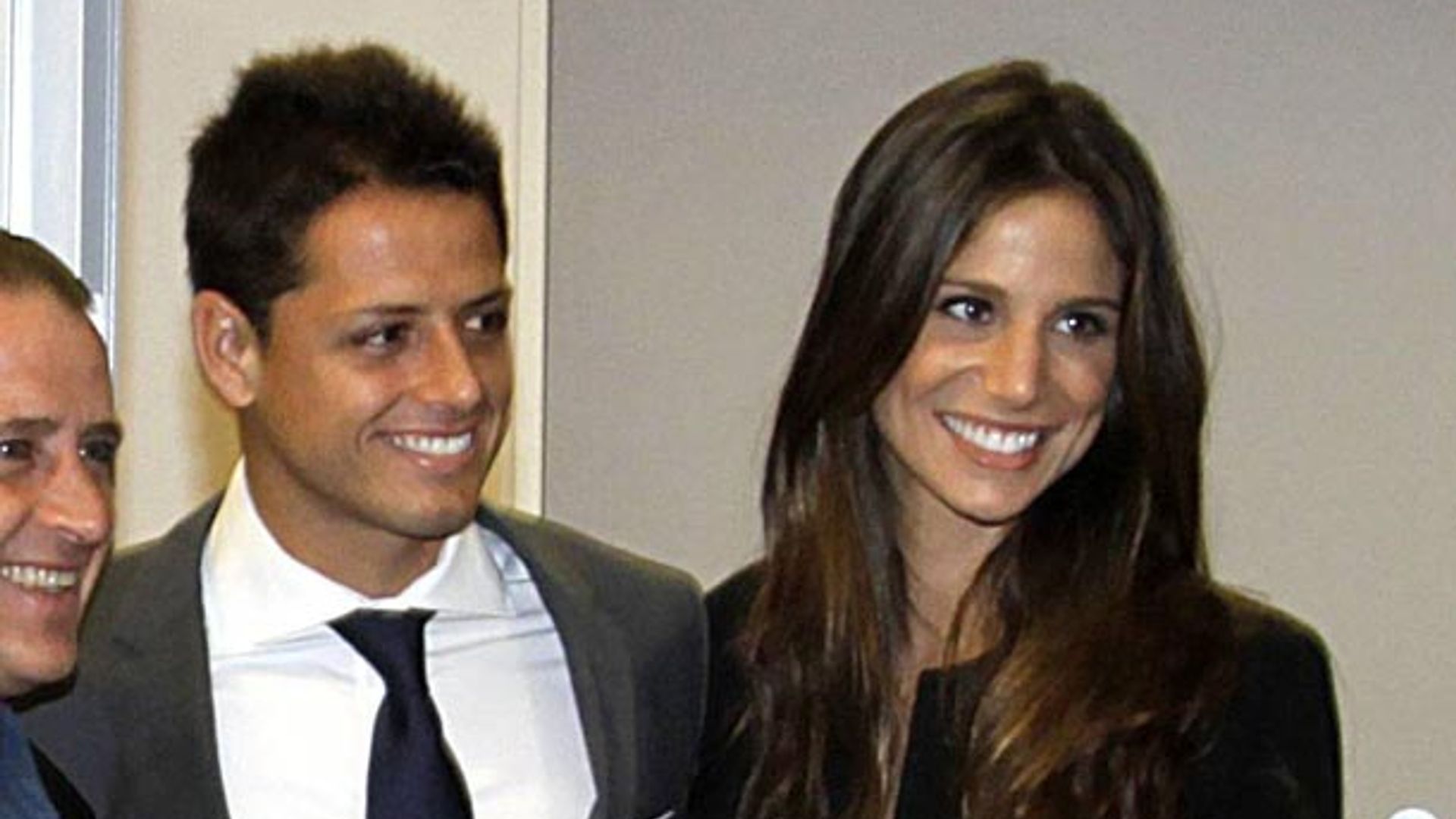 Javier 'Chicharito' Hernández estrena nueva vida en Alemania con el apoyo de Lucía Villalón