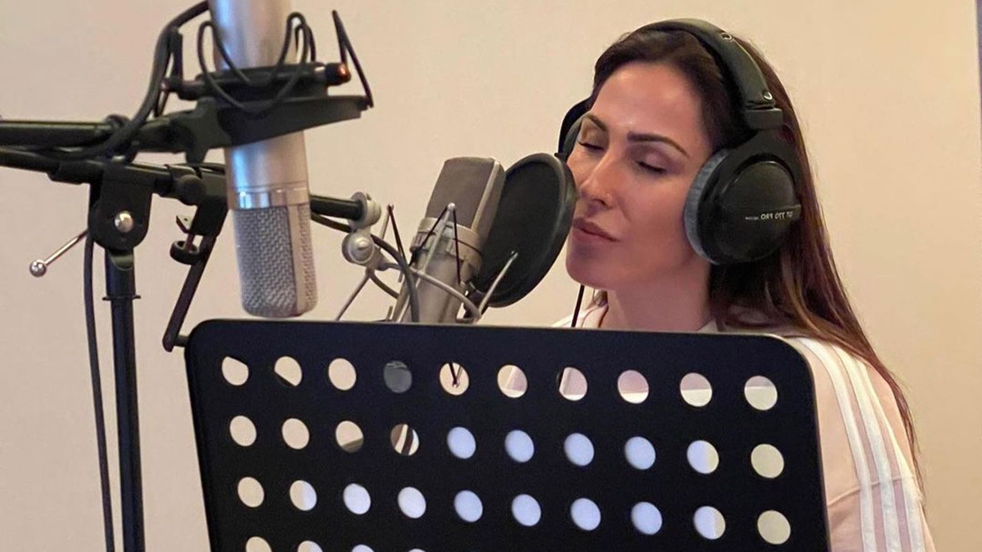 Malú y Shakira, las diferencias y similitudes de dos artistas al cantar sobre el desamor