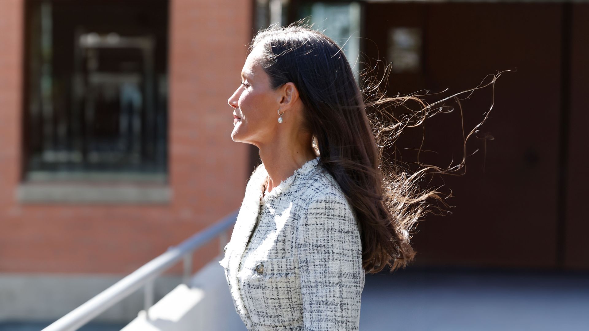 La reina Letizia con el pelo más largo que nunca a los 50