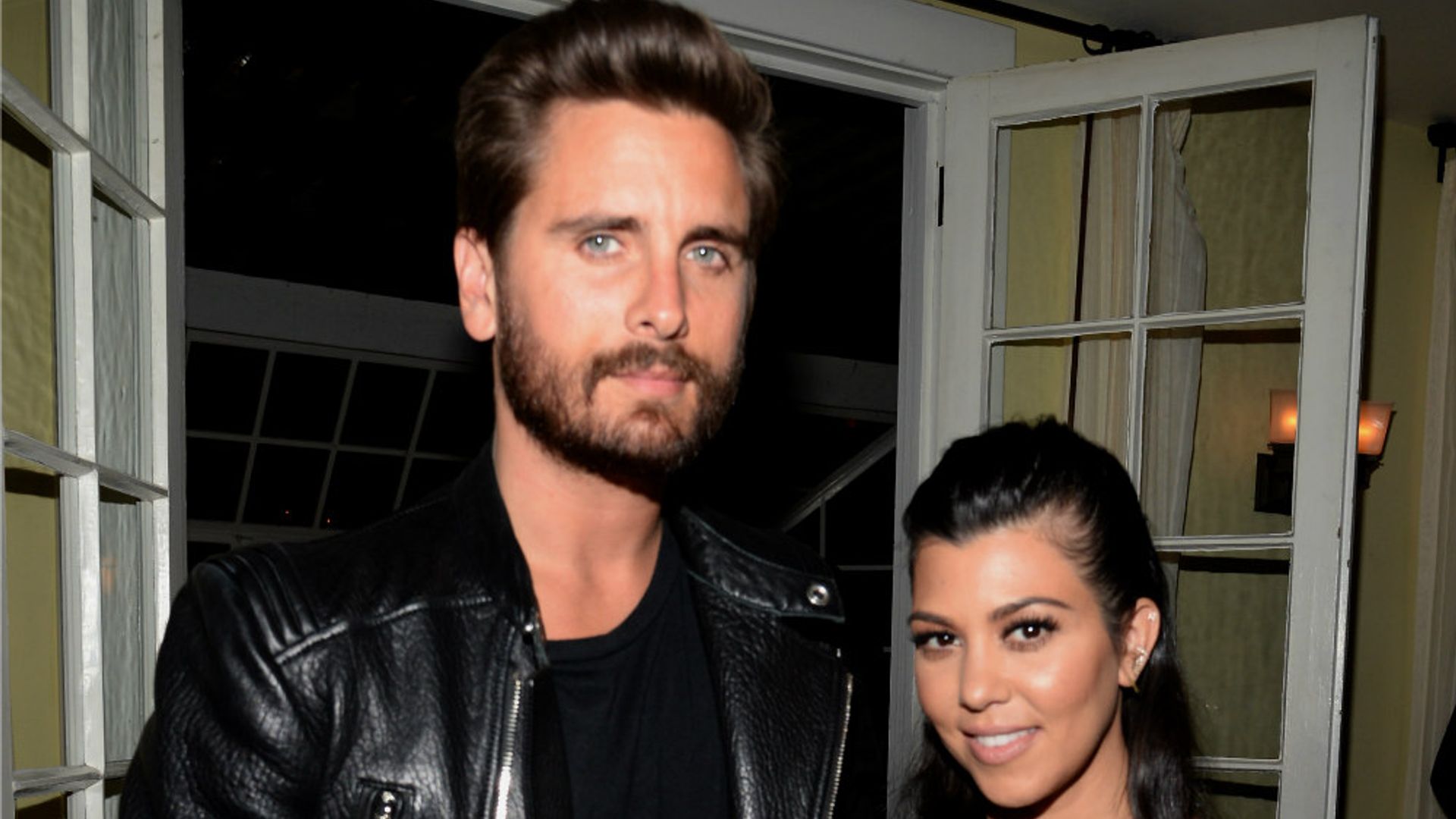 ¿Confirma esta camisa que Kourtney Kardashian y Scott Disick han vuelto?