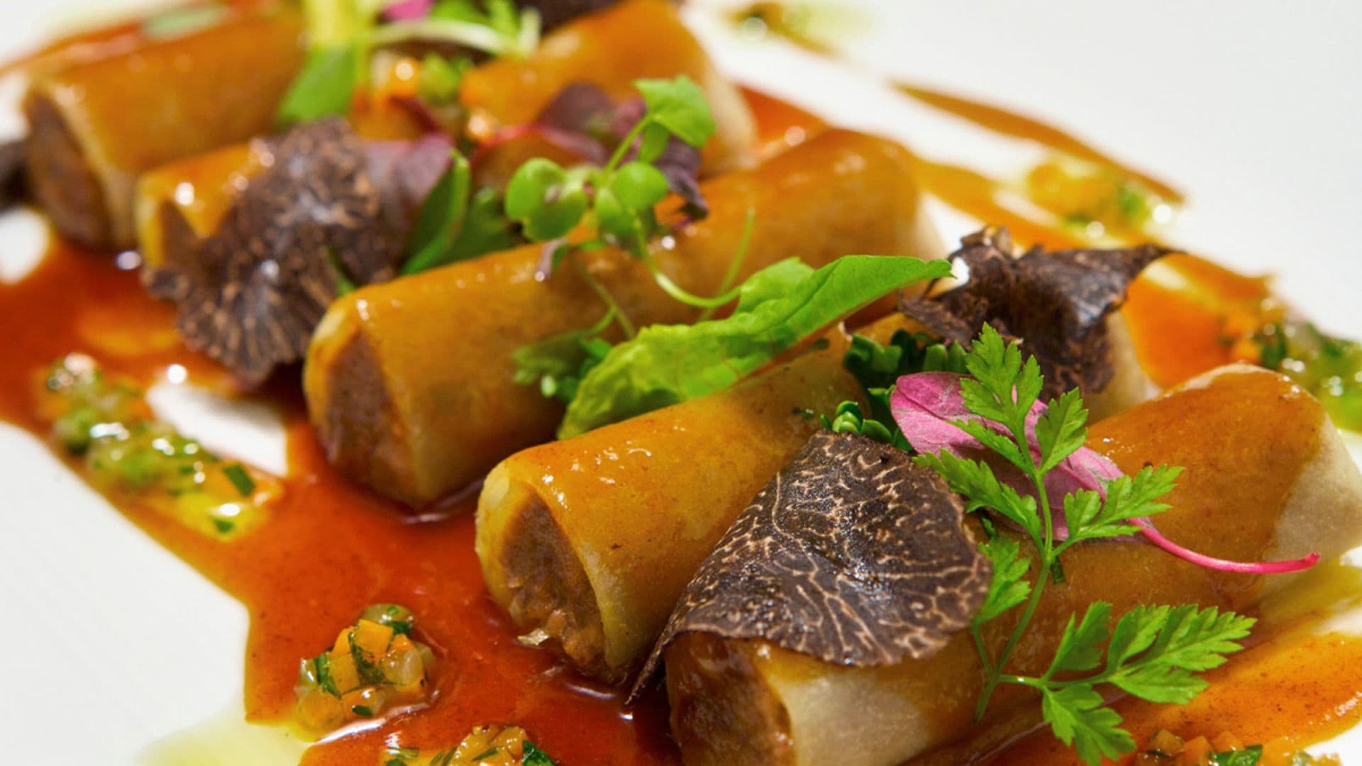 Canelones de patata rellenos de estofado
